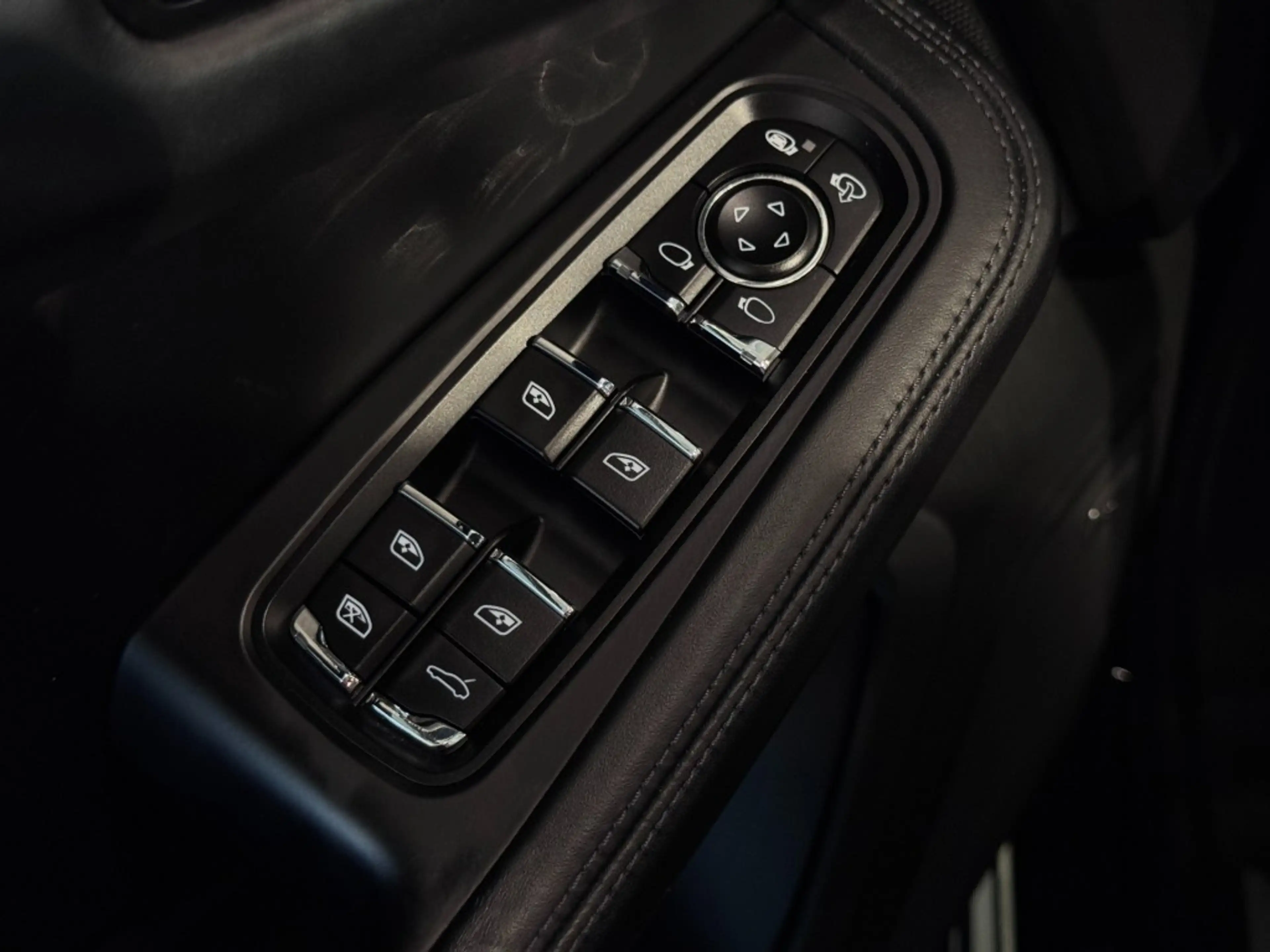 Porsche Macan 3.6 Turbo Performance Package Pano Chrono Luchtv V — photo 21
