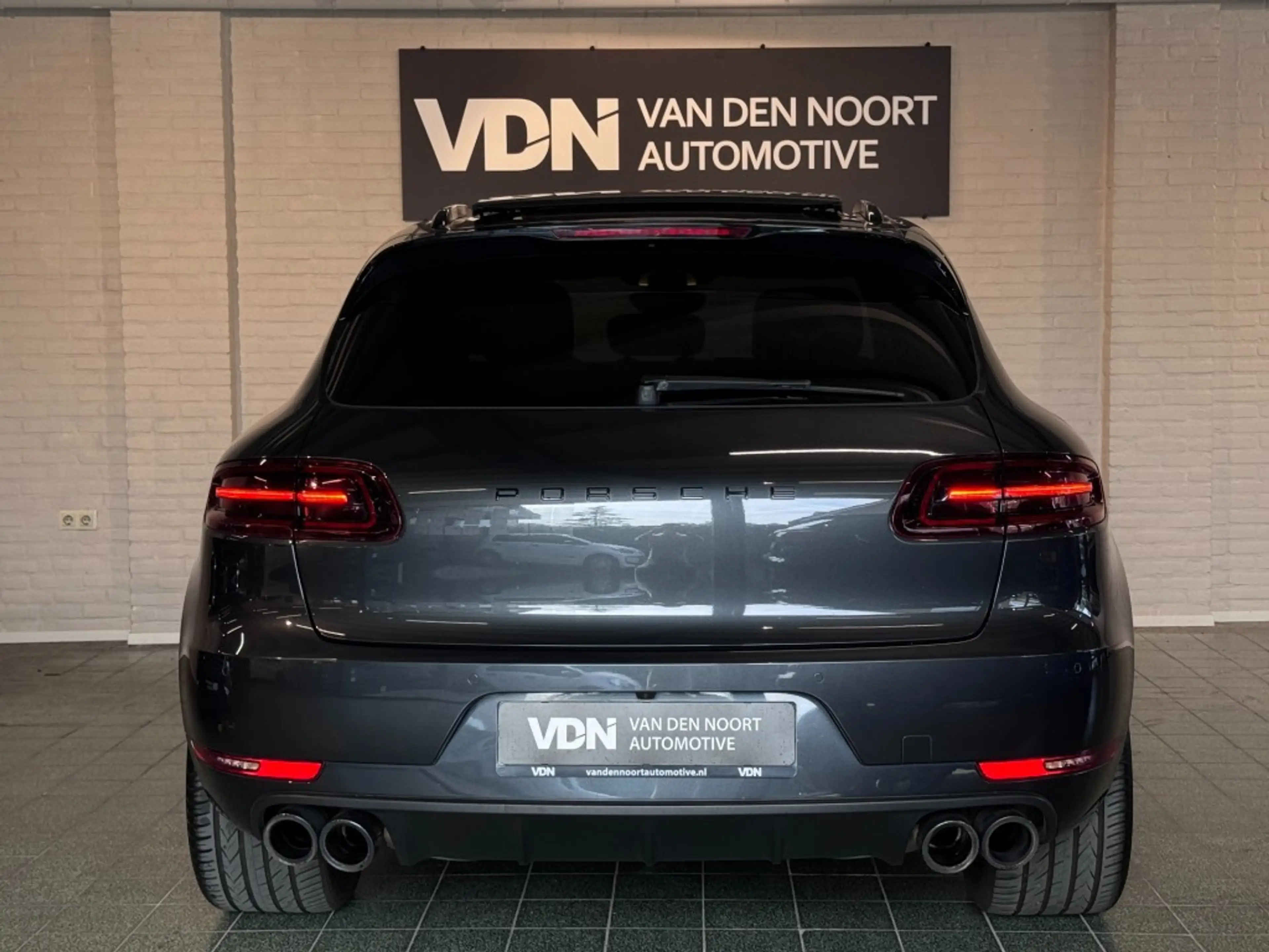Porsche Macan 3.6 Turbo Performance Package Pano Chrono Luchtv V — photo 10