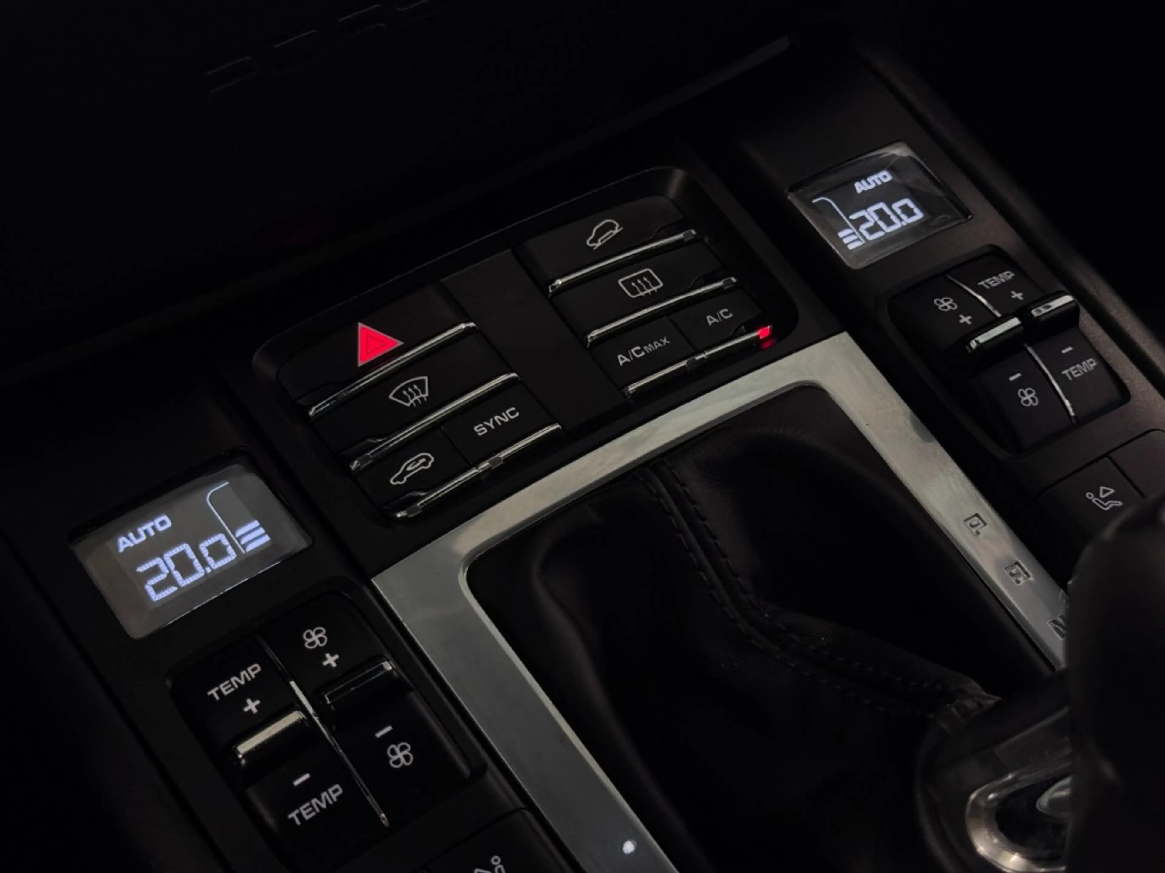 Porsche Macan 3.6 Turbo Performance Package Pano Chrono Luchtv V — photo 36