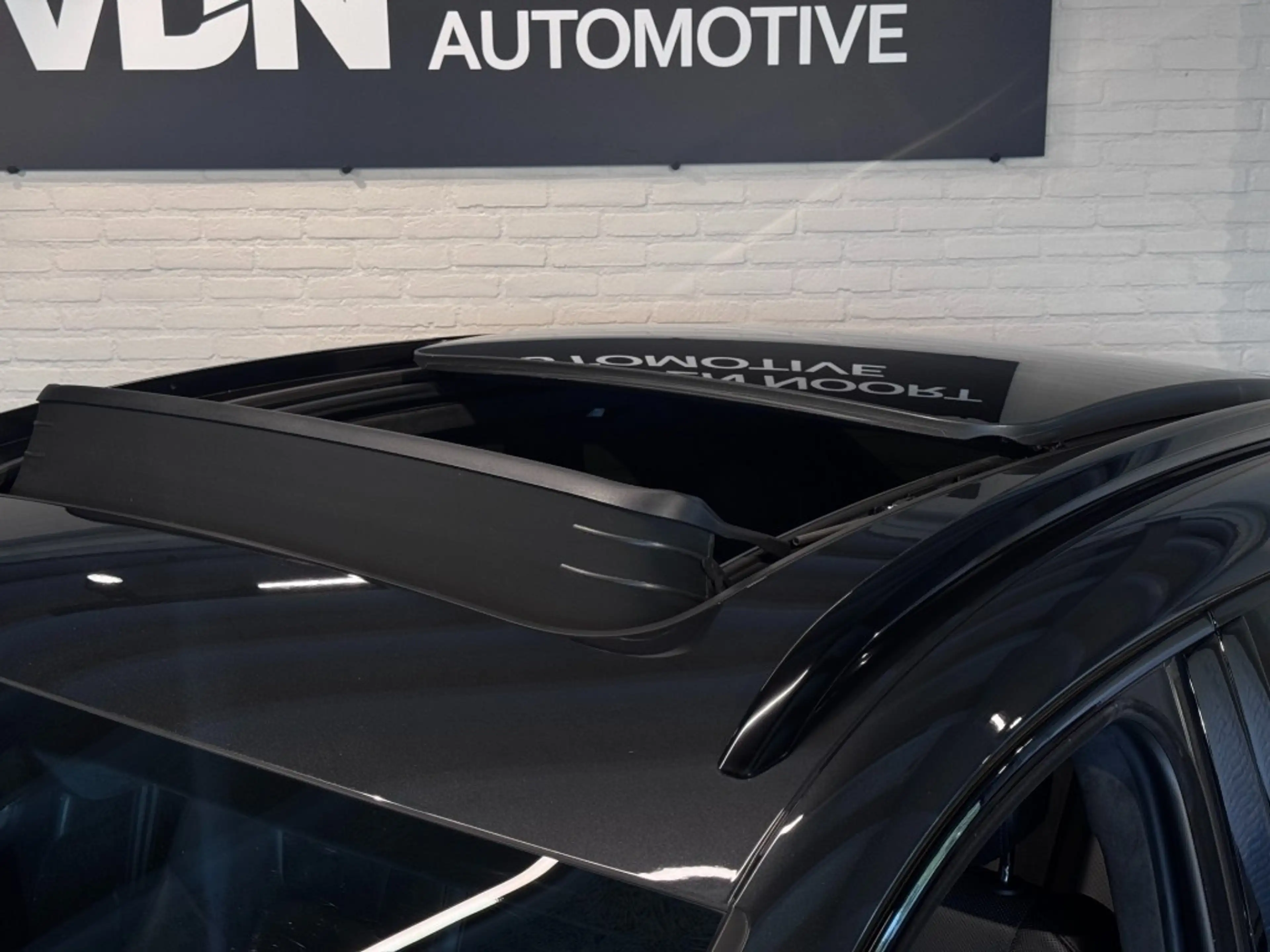 Porsche Macan 3.6 Turbo Performance Package Pano Chrono Luchtv V — photo 6