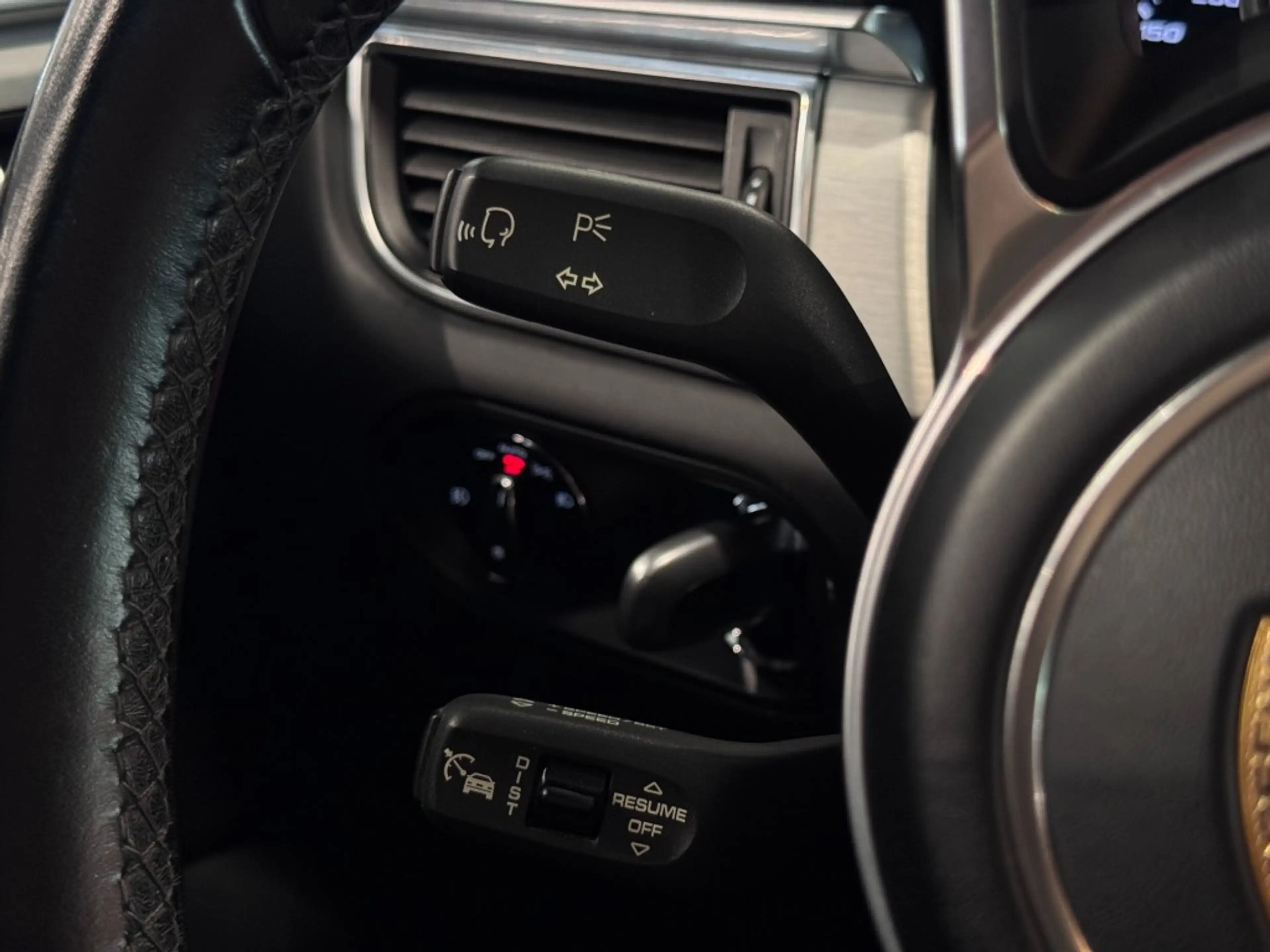 Porsche Macan 3.6 Turbo Performance Package Pano Chrono Luchtv V — photo 25