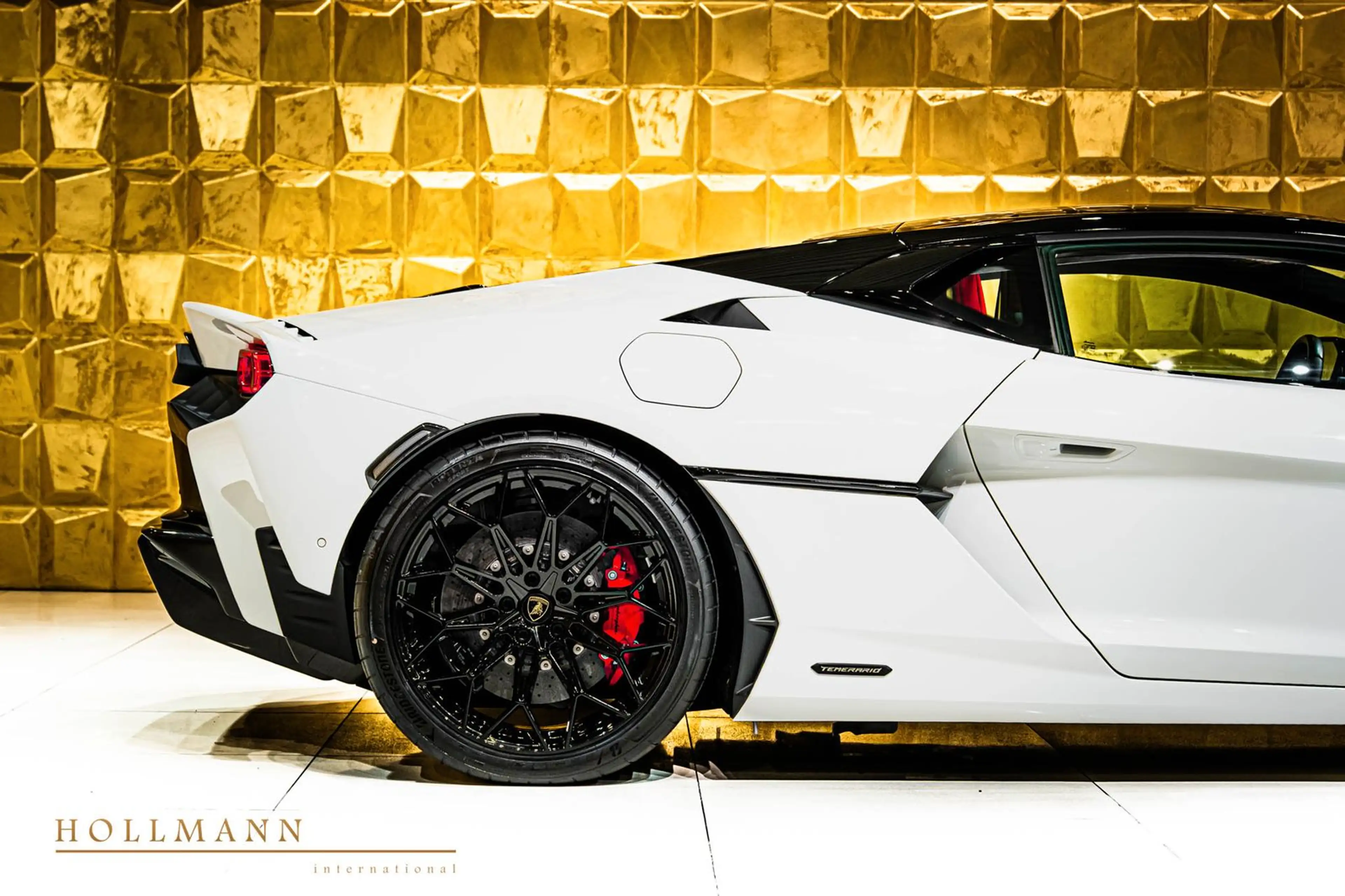 Lamborghini Temerario +LIFT+CARBON+CAMERA+STOCK+ — photo 9