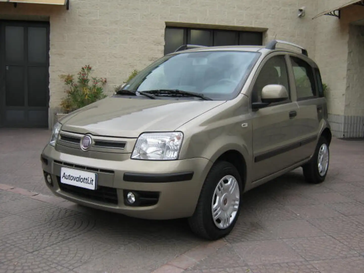 Fiat Panda 1.2 Dynamic Natural Power Grau - 1