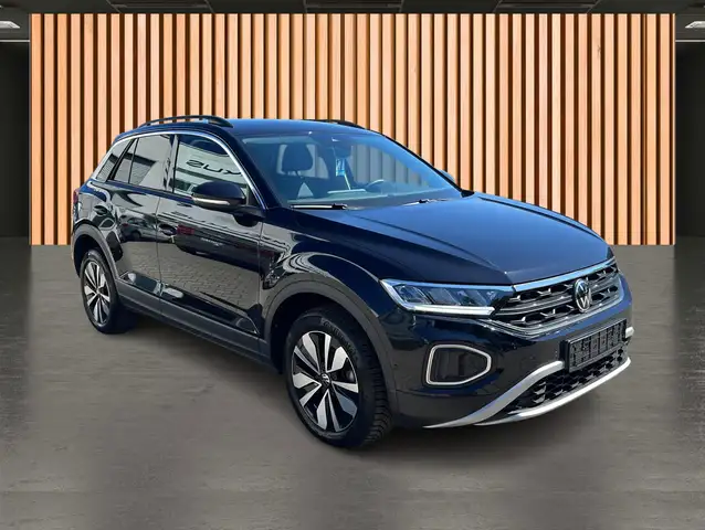 Volkswagen T-Roc view 25
