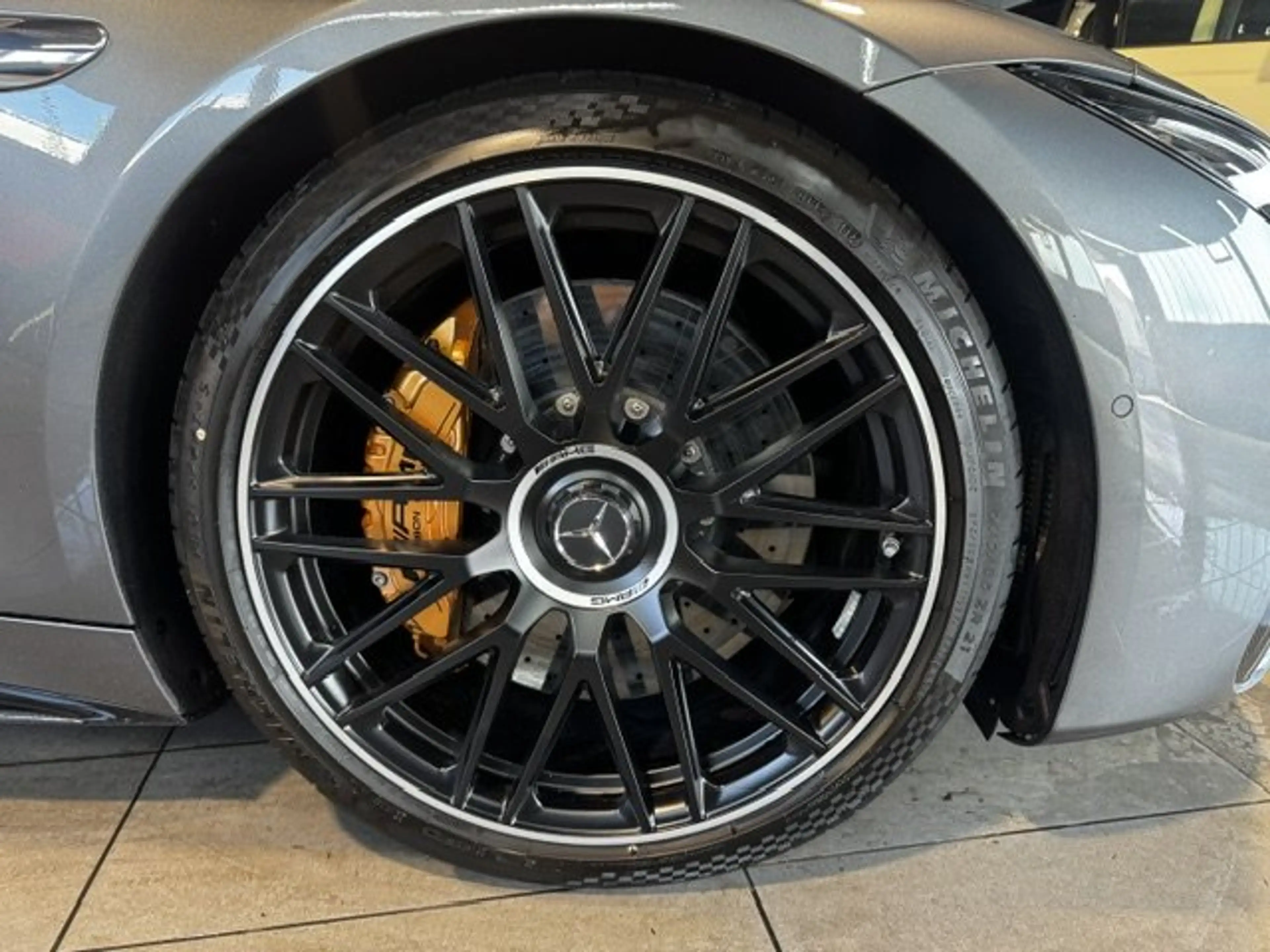 Mercedes-Benz SL 63 AMG 4M Keramik/Carbon/Sound/Dist/360°/Napp — photo 4