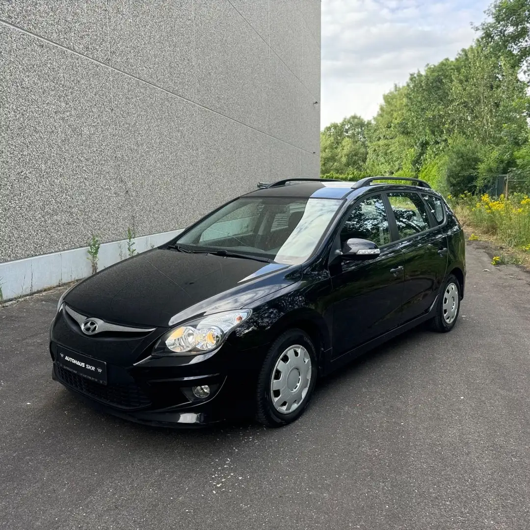 Hyundai i30 cw Classic/SHZ/XENON/TÜV/INSP Noir - 1
