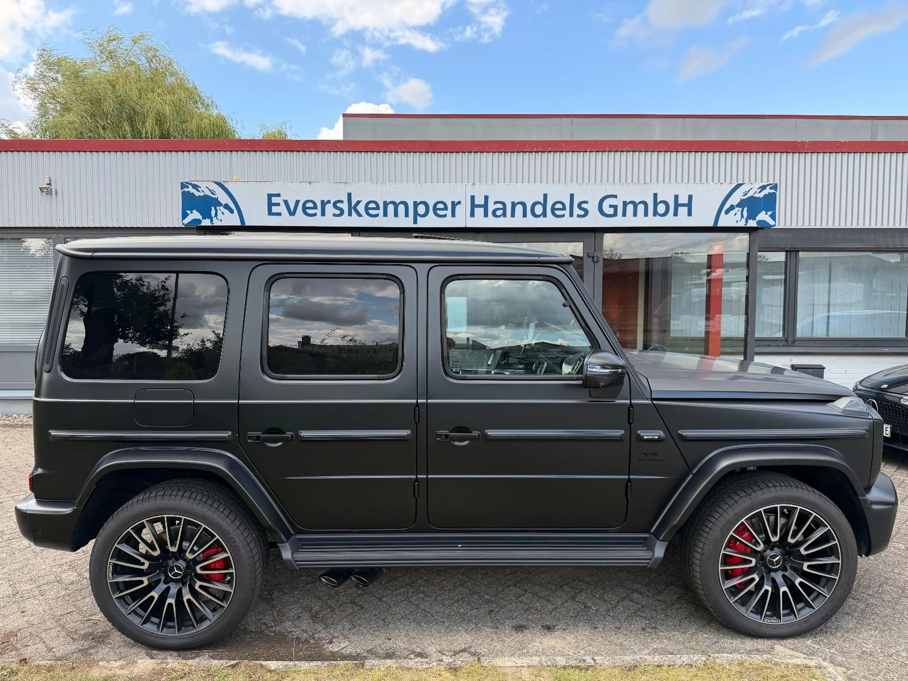 Mercedes-Benz G 63 AMG / NIGHT / A22 / MY26 / MAGNO — photo 8