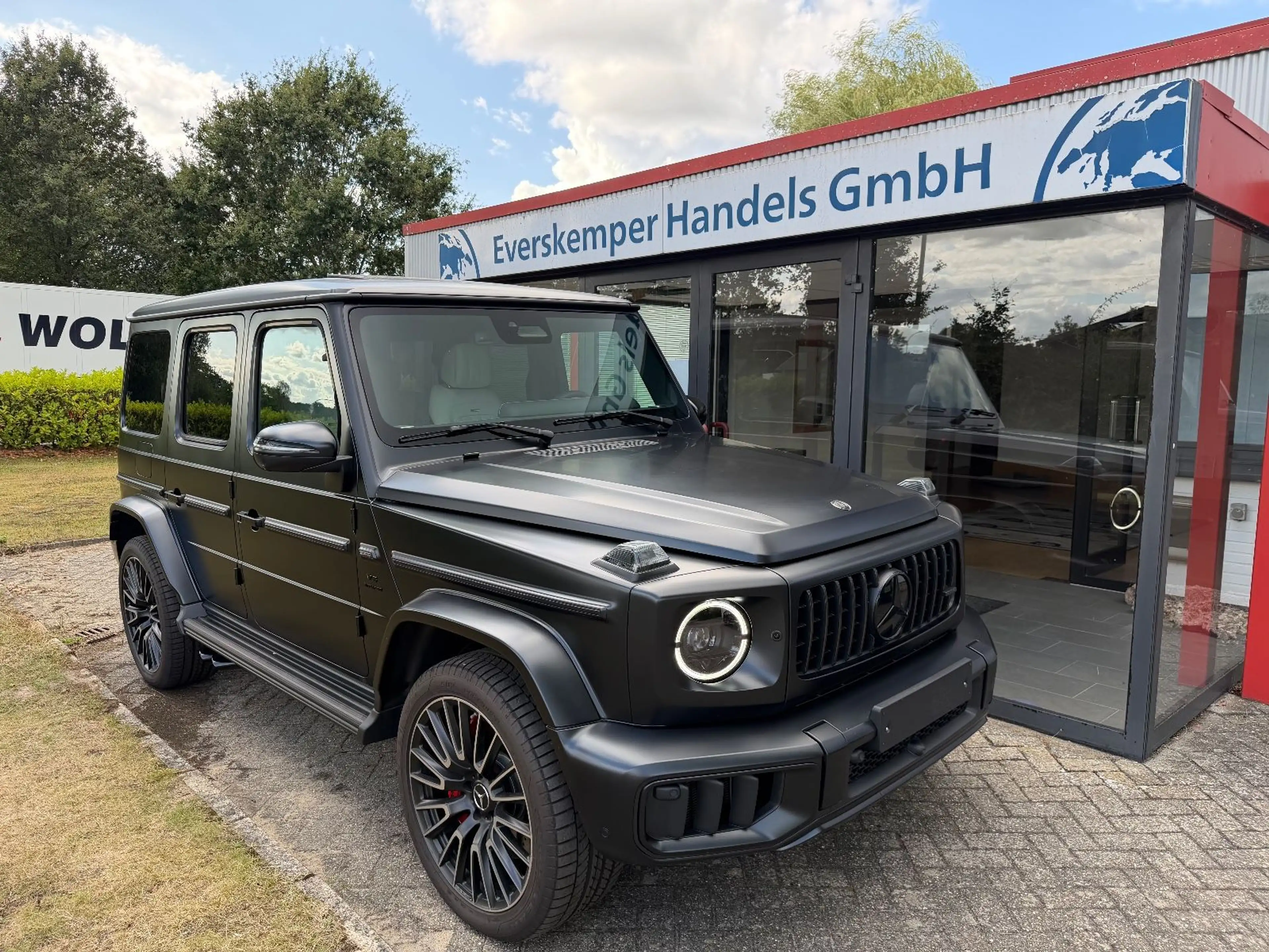 Mercedes-Benz G 63 AMG / NIGHT / A22 / MY26 / MAGNO — photo 2