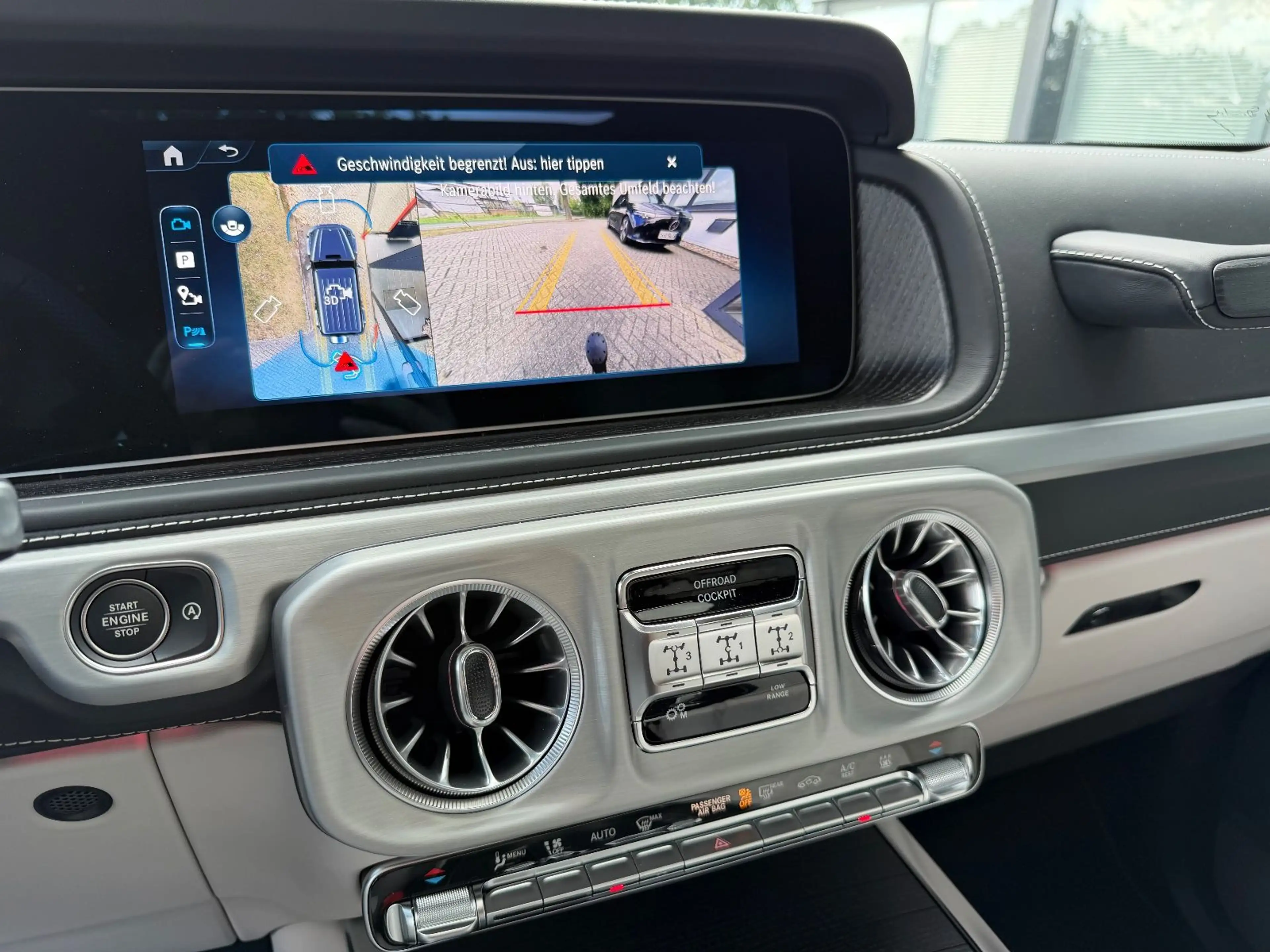 Mercedes-Benz G 63 AMG / NIGHT / A22 / MY26 / MAGNO — photo 15