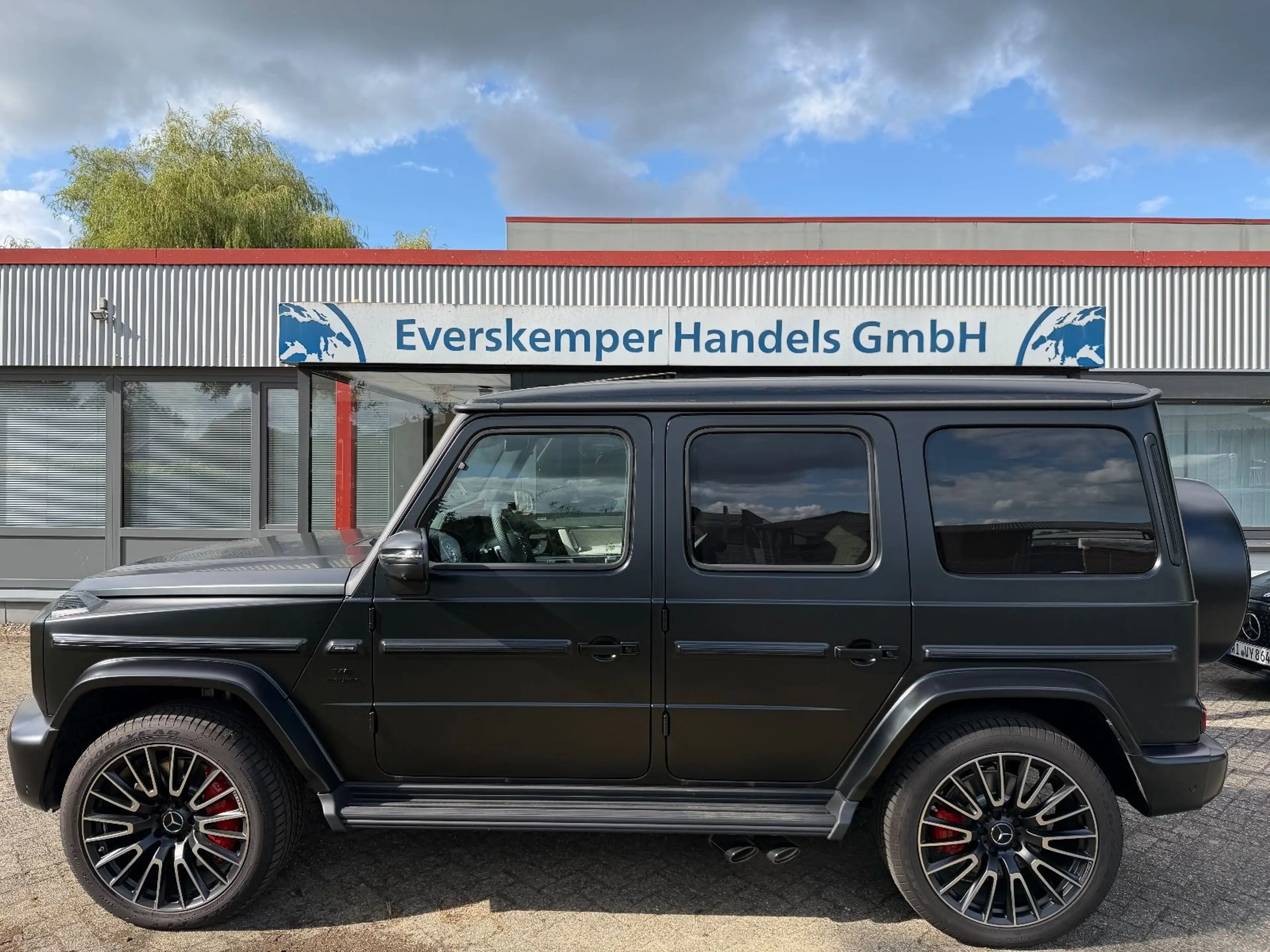 Mercedes-Benz G 63 AMG / NIGHT / A22 / MY26 / MAGNO — photo 7