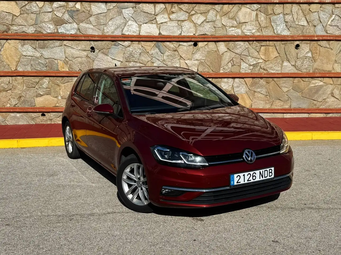 Volkswagen Golf Golf 1.5 TSI Evo Advance DSG7 110kW Advance Rojo - 2
