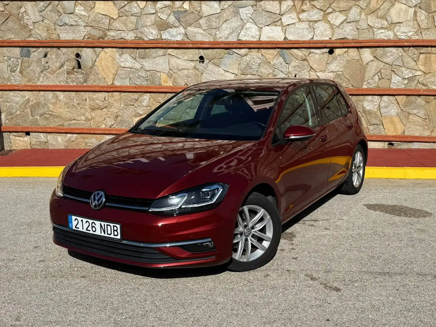 Volkswagen Golf Golf 1.5 TSI Evo Advance DSG7 110kW Advance Rojo - 1