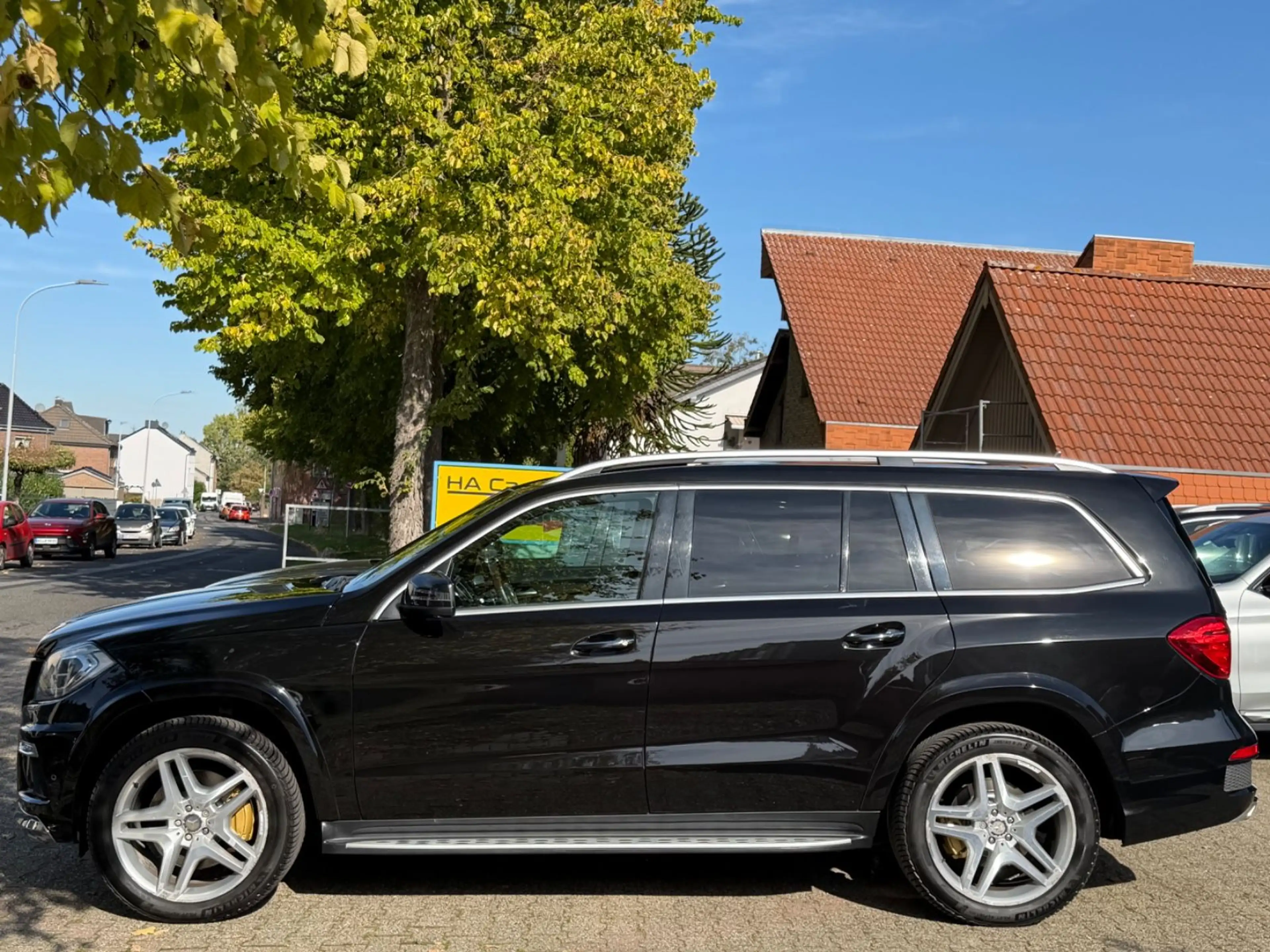 Mercedes-Benz GL 500 BlueEfficiency 4Matic / 7 Sitze /  1Hand — photo 9