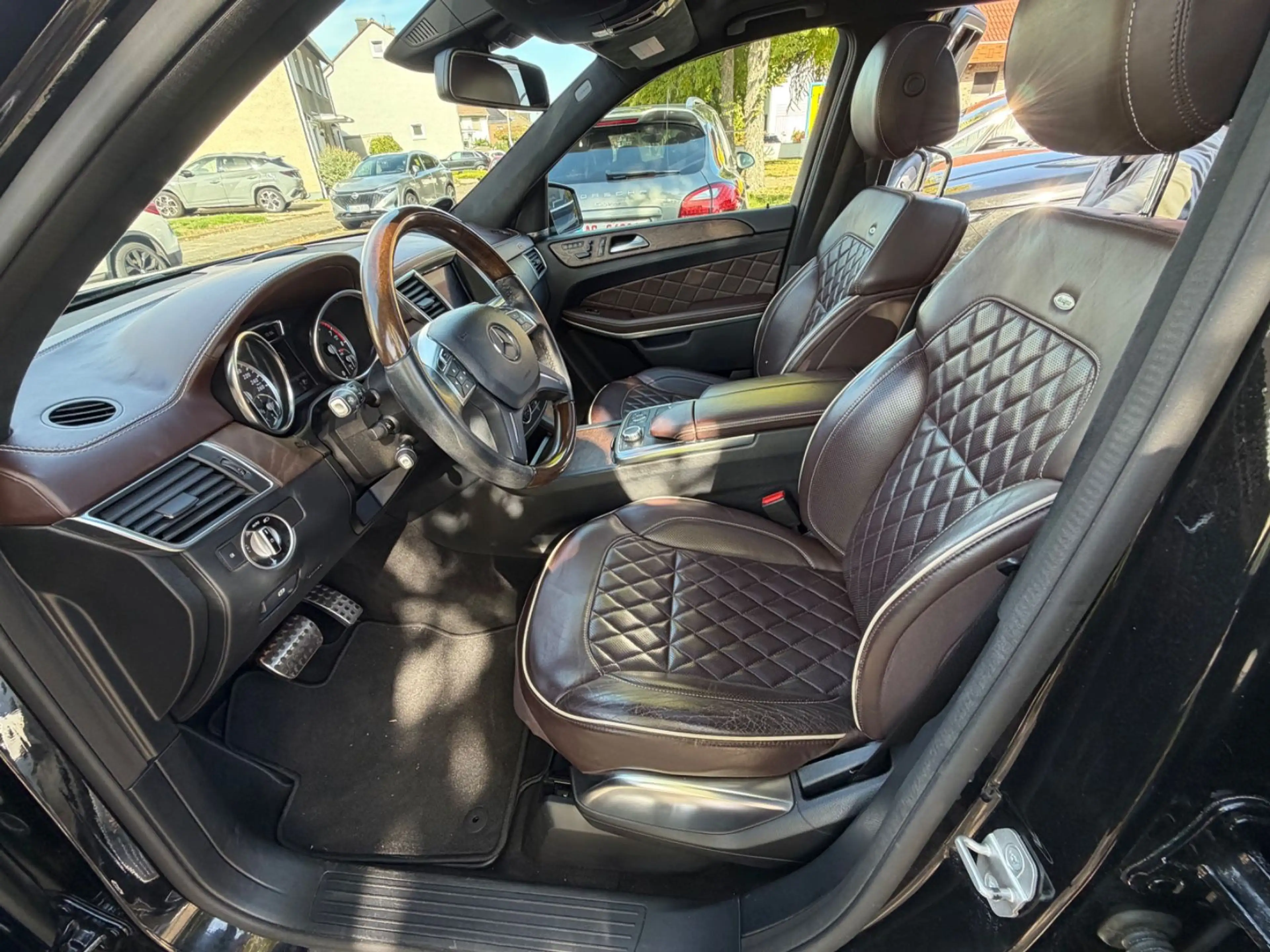 Mercedes-Benz GL 500 BlueEfficiency 4Matic / 7 Sitze /  1Hand — photo 13