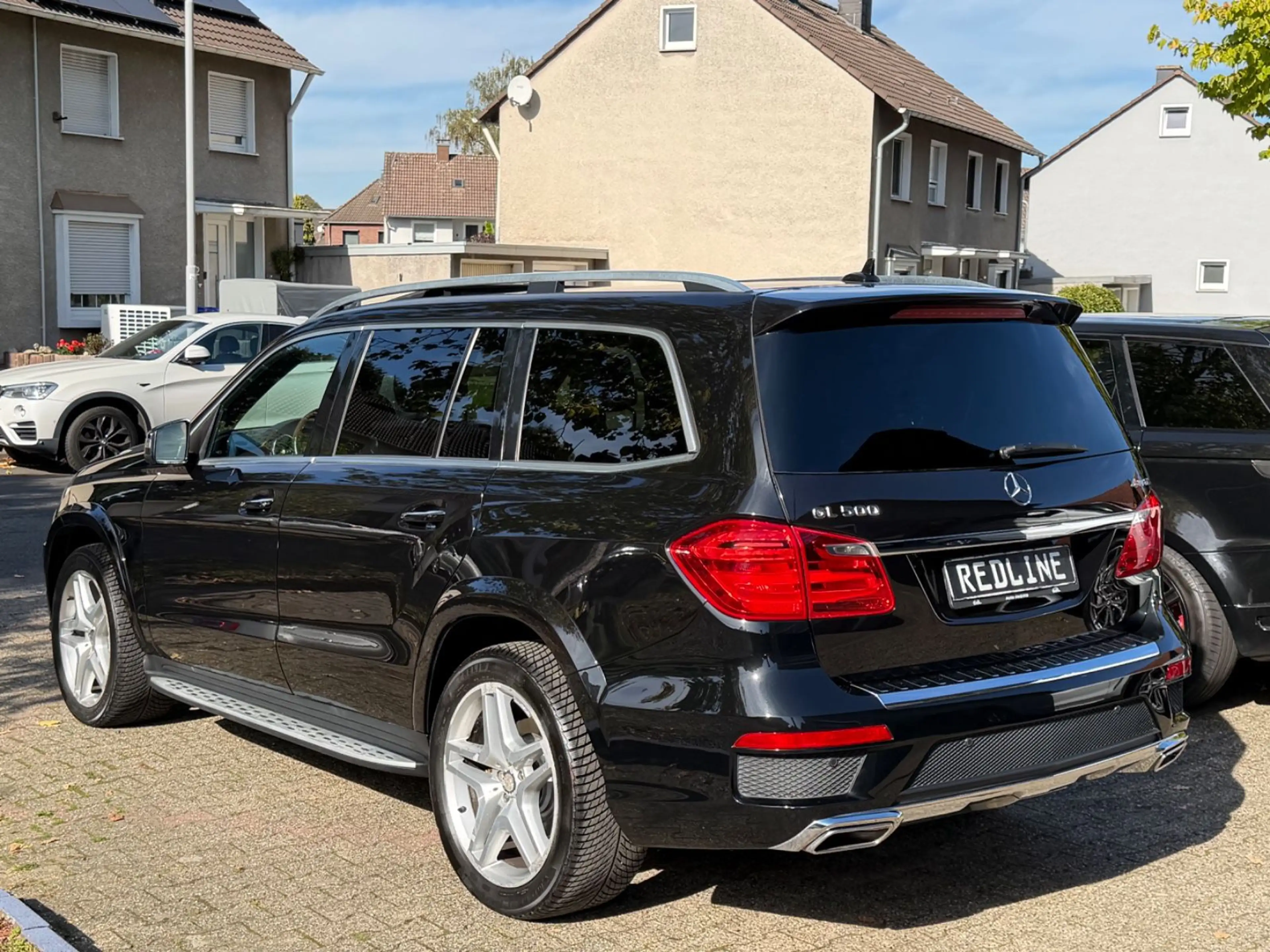 Mercedes-Benz GL 500 BlueEfficiency 4Matic / 7 Sitze /  1Hand — photo 7
