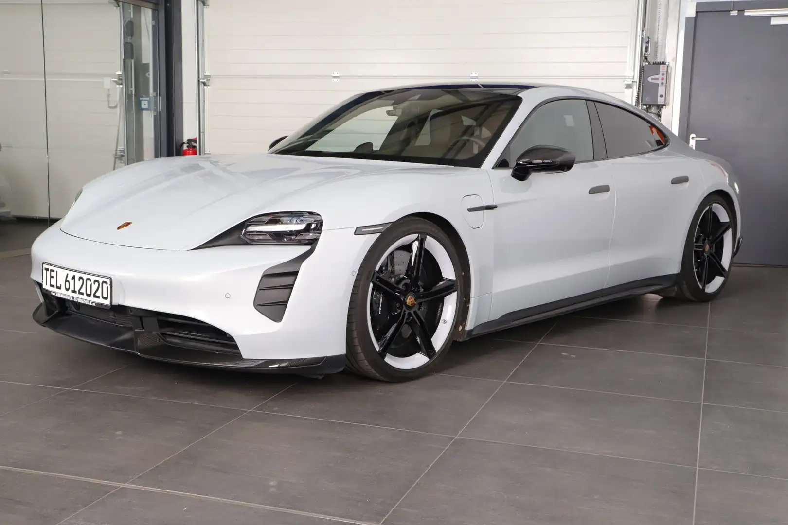 Porsche Taycan Turbo S MEGA-VOLLAUSSTATTUNGGGGGGGGGGGGGGGGGGGGGGG Grau - 2