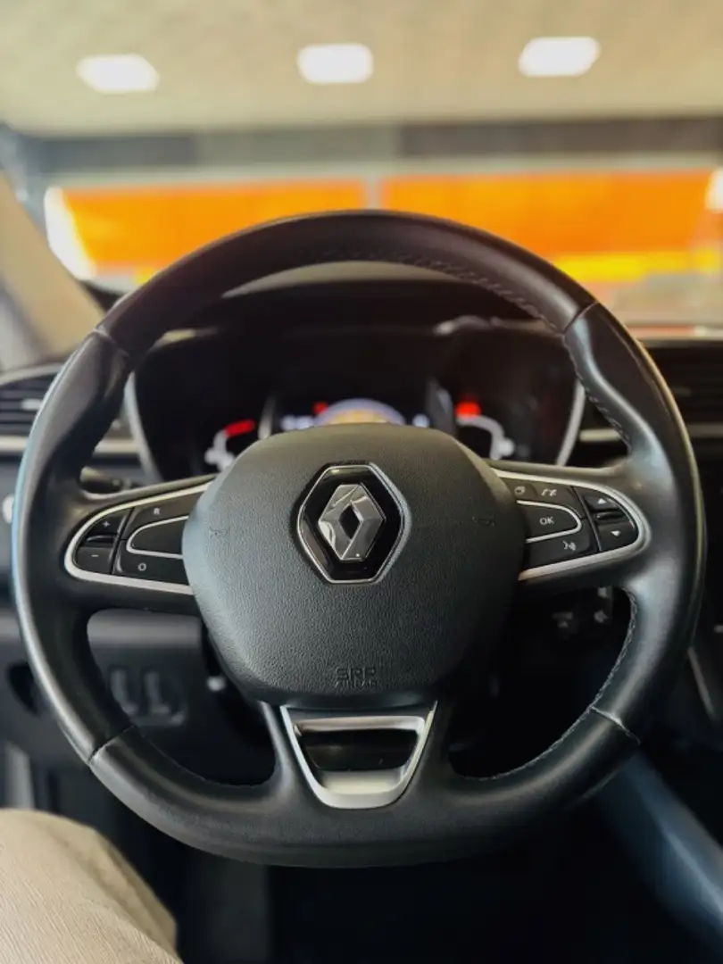 Renault Kadjar 1.5dCi Blue Equilibre EDC 85kW Gris - 2