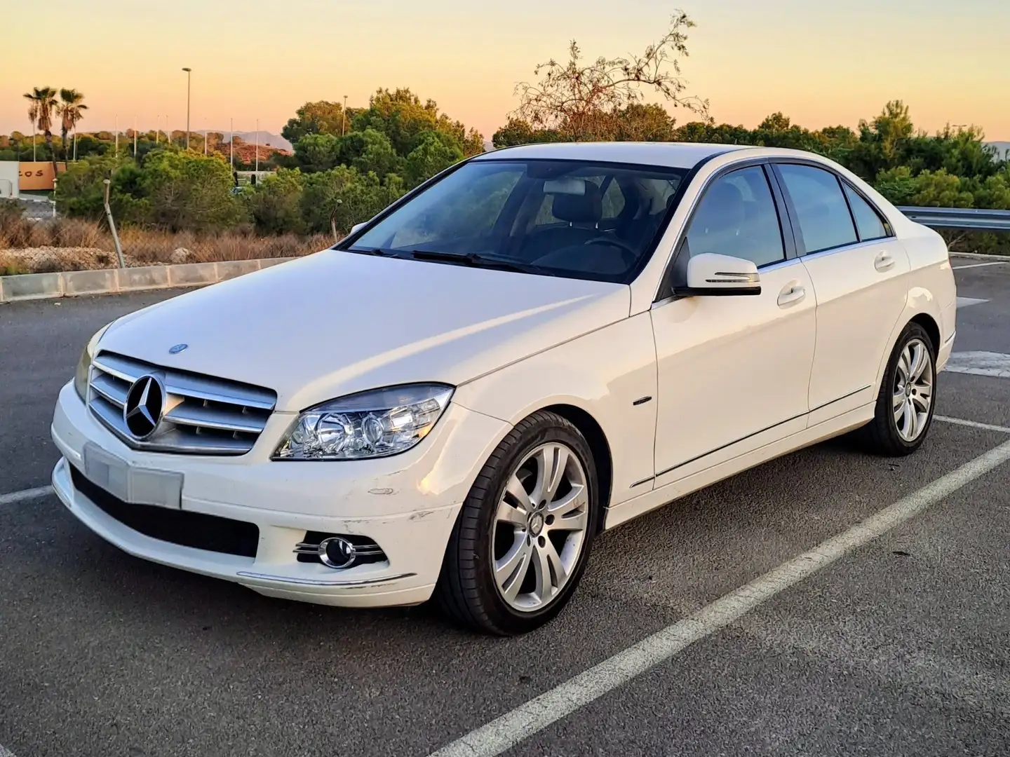 Mercedes-Benz C 200 C 200CDI BE Avantgarde Blue Efficienty Blanco - 2