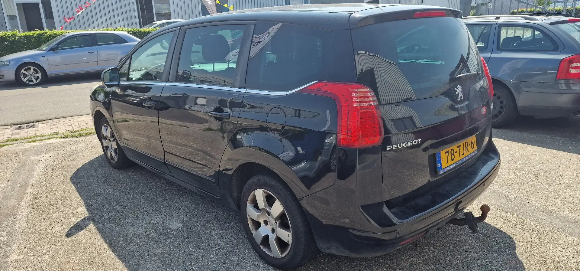 Peugeot 5008 1.6 VTi B. Lease 7p. Zwart - 2