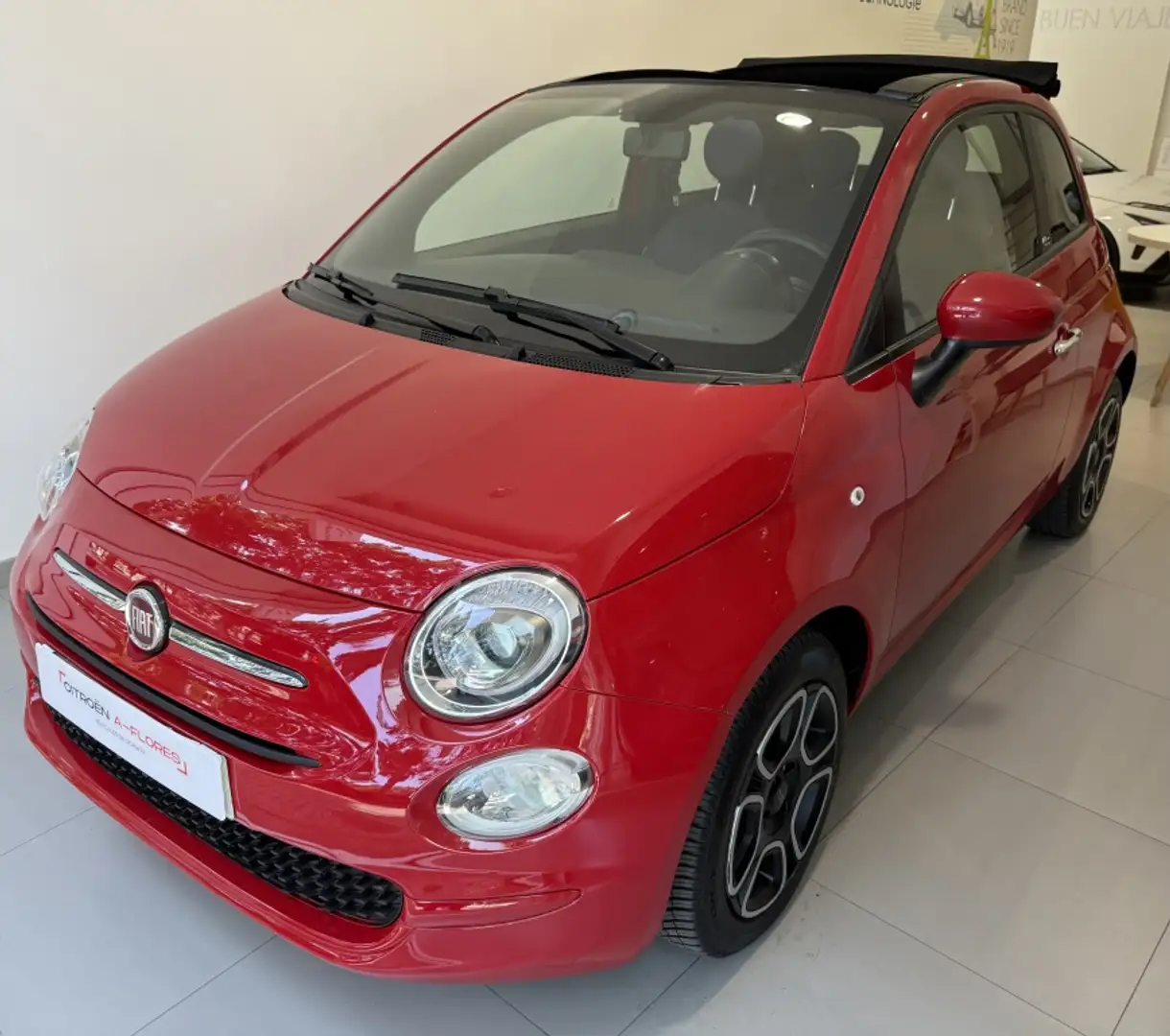 Fiat 500C 1.0 Hybrid Club 52kW Rouge - 1