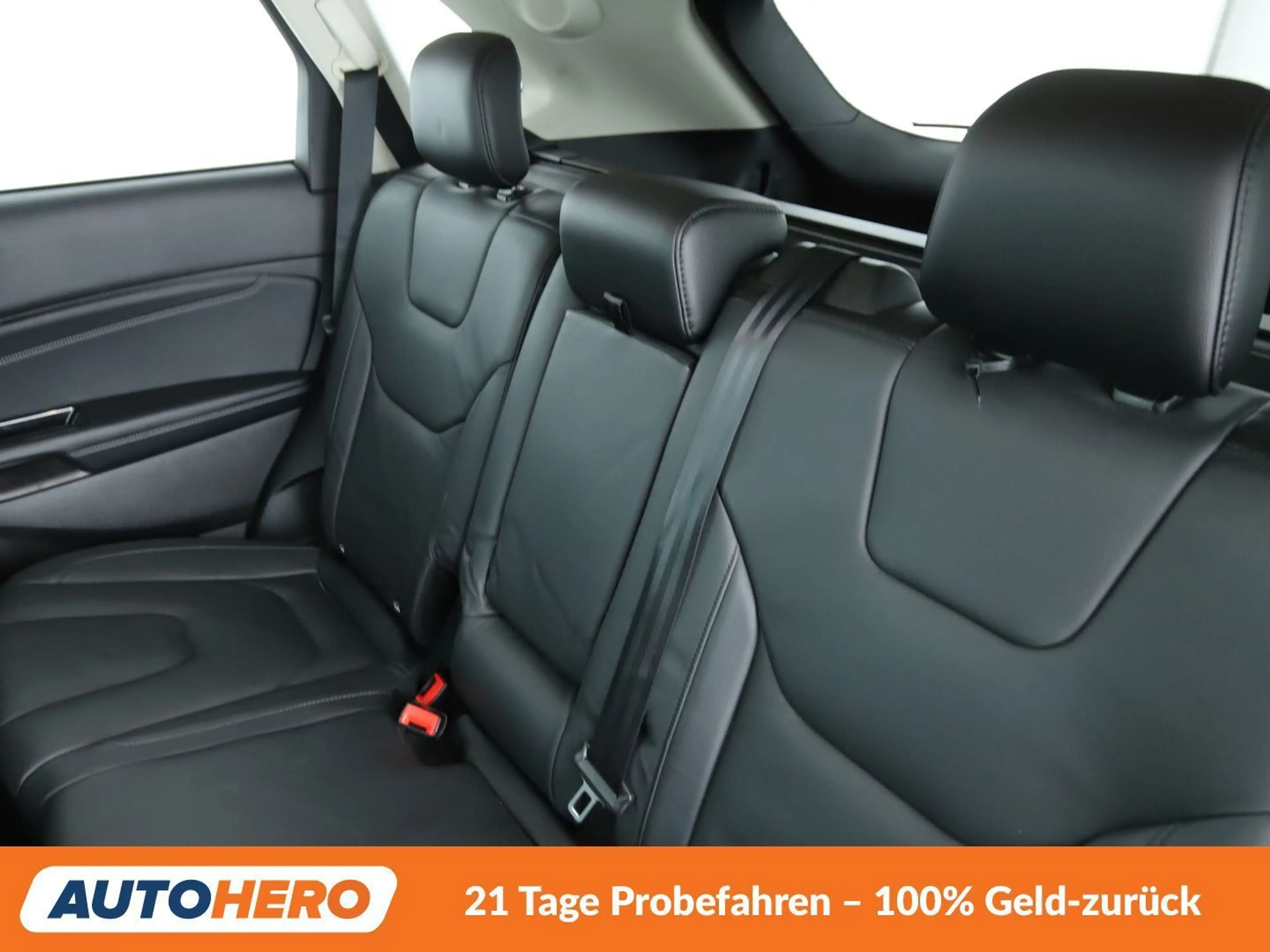Ford Edge 2.0 TDCi Bi-Turbo Titanium 4x4 Aut*NAVI*LED*TEMPO* — photo 14