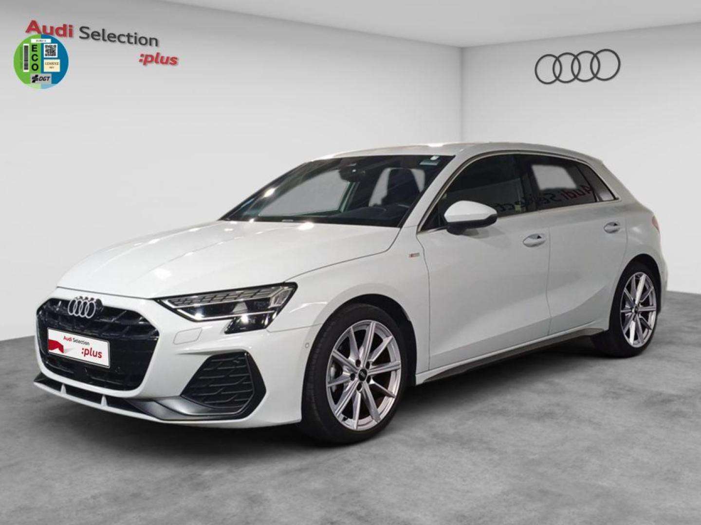 Audi A3 Sportback TFSI S line S tronic 110kW - foto 1
