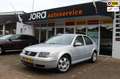 Volkswagen Bora 2.3 V5 Highline Gris - thumbnail 1