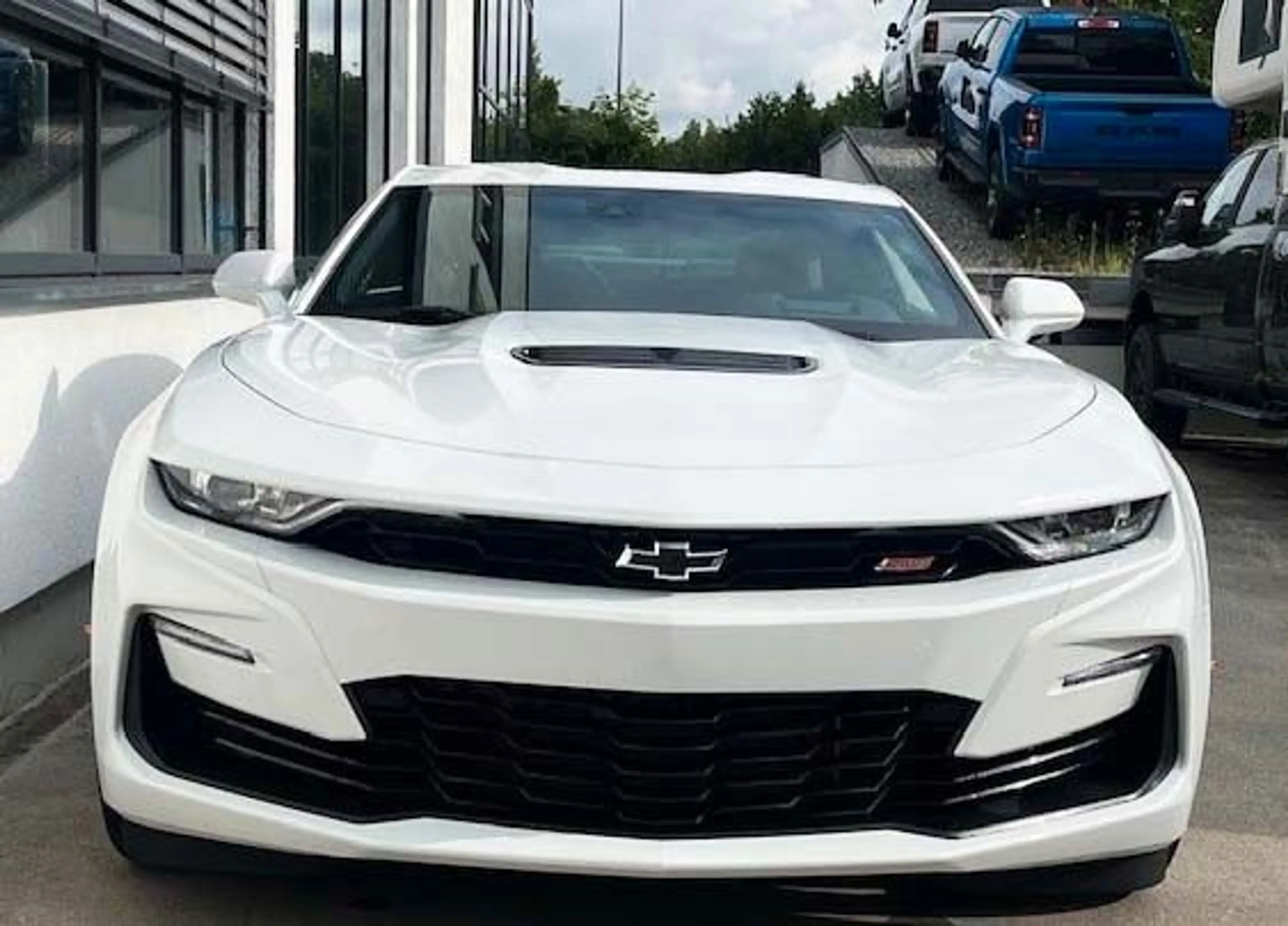 Chevrolet Camaro Coupe SS 6.2 V8 Klappe-Recaro — photo 2