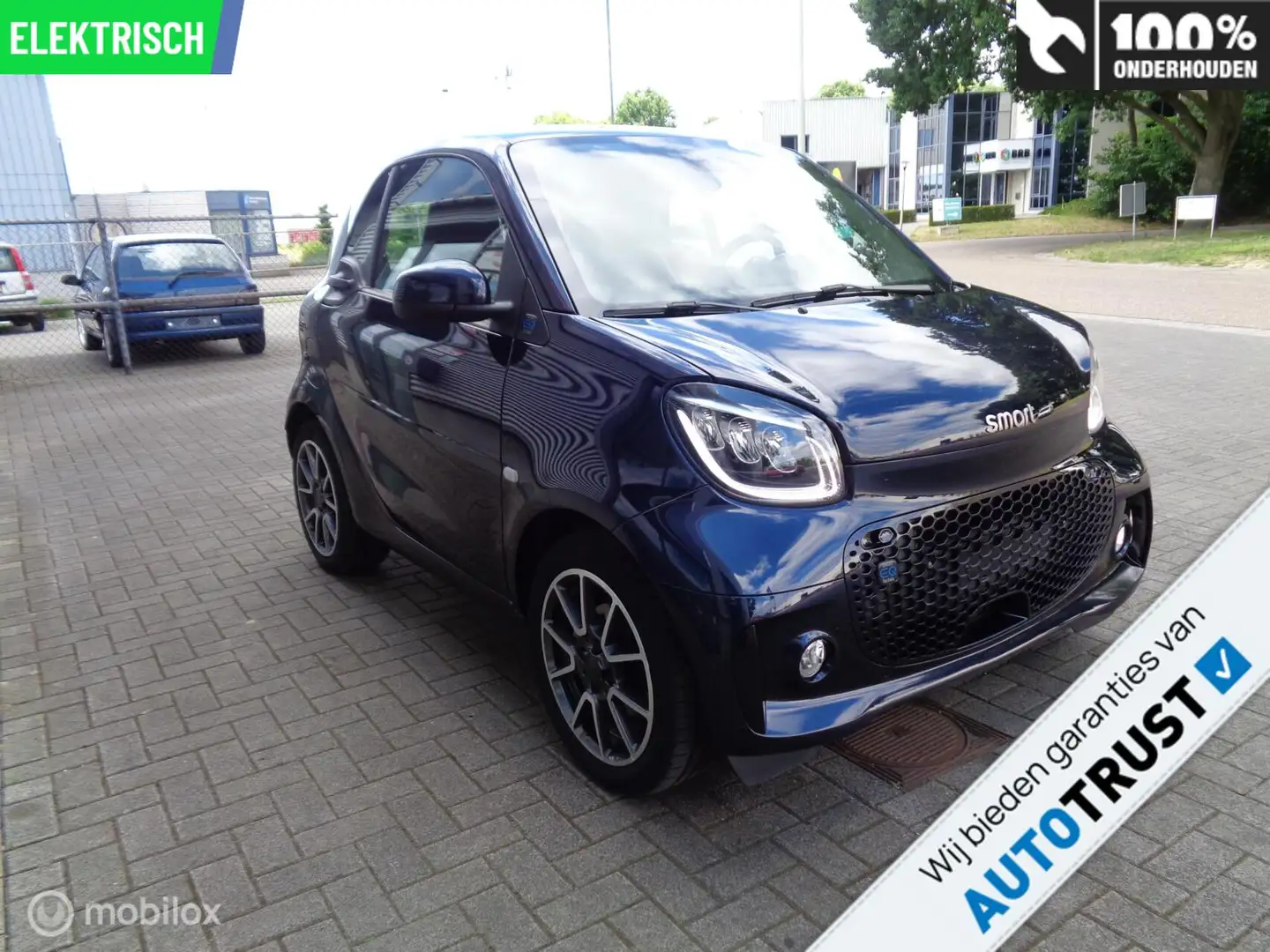 smart forTwo EQ Comfort PLUS 18 kWh Blauw - 2