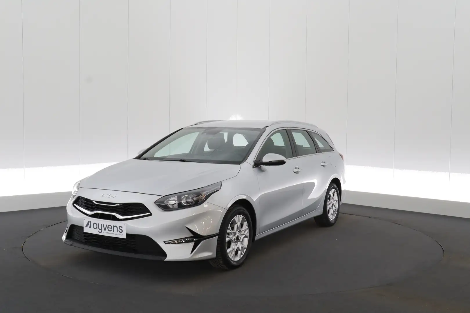 Kia Ceed SW / cee'd SW 1.6 CRDi MHEV Pulse GPS PDC CAM Keyless Carplay Argent - 1