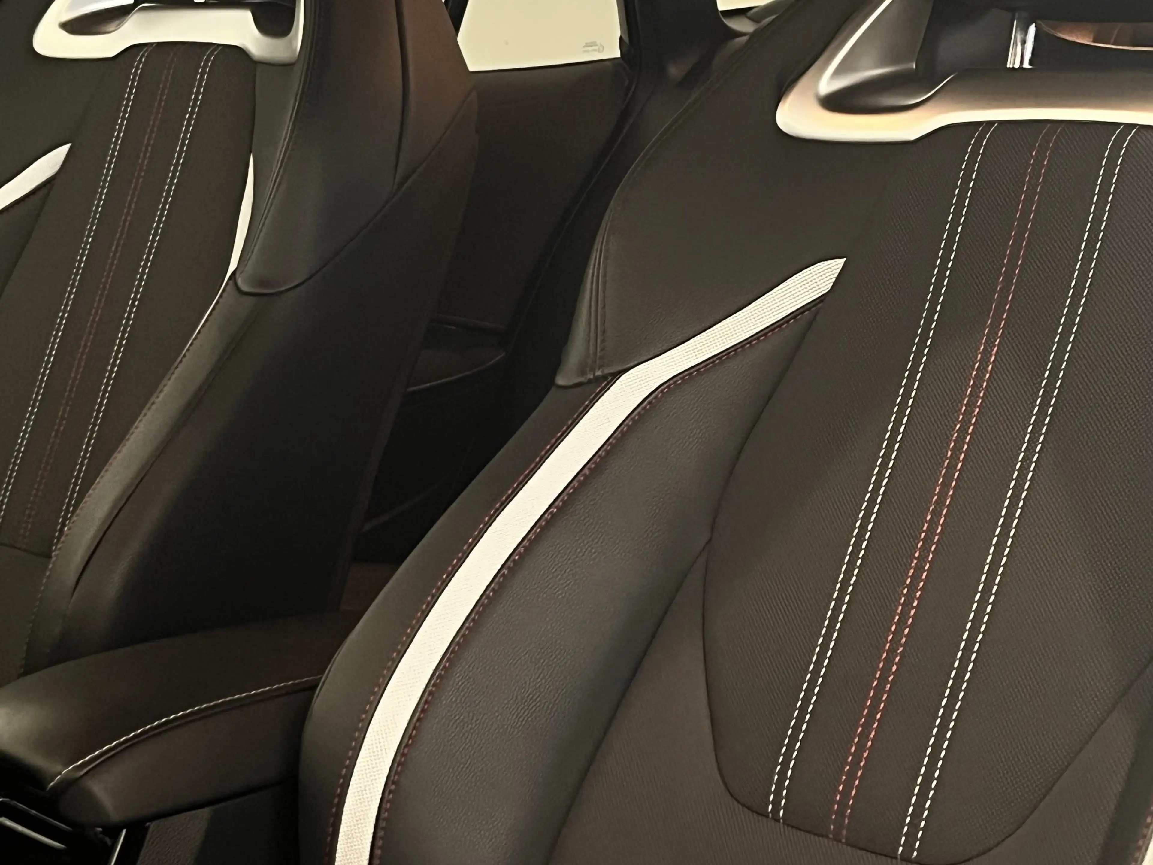 Toyota Corolla Touring Sports 1.8 Hybrid GR-Sport | LED | Navigat — photo 26