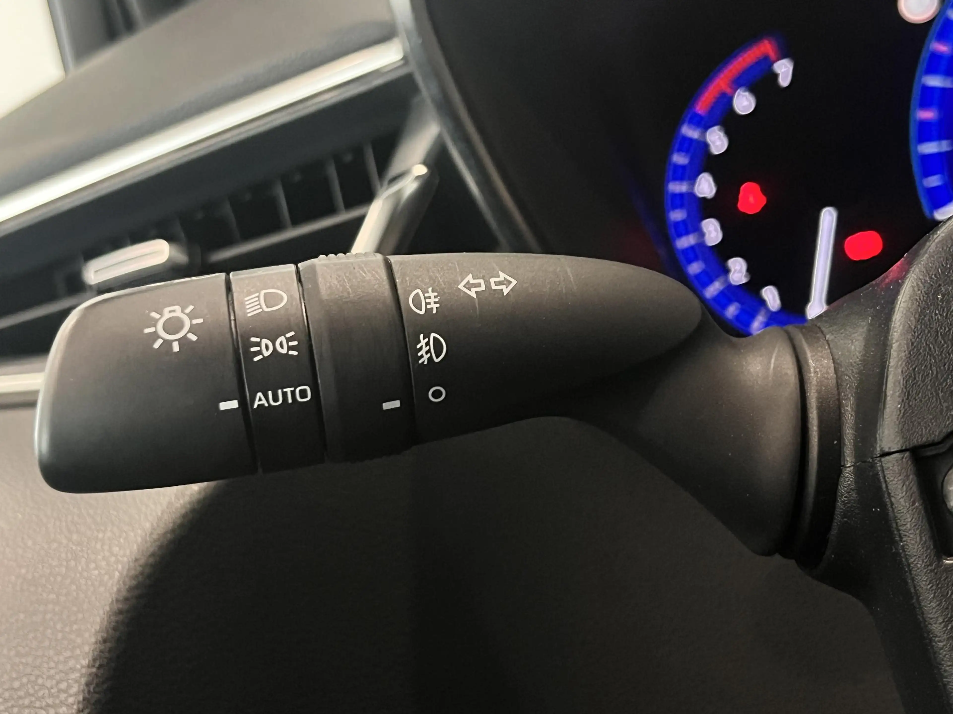 Toyota Corolla Touring Sports 1.8 Hybrid GR-Sport | LED | Navigat — photo 31