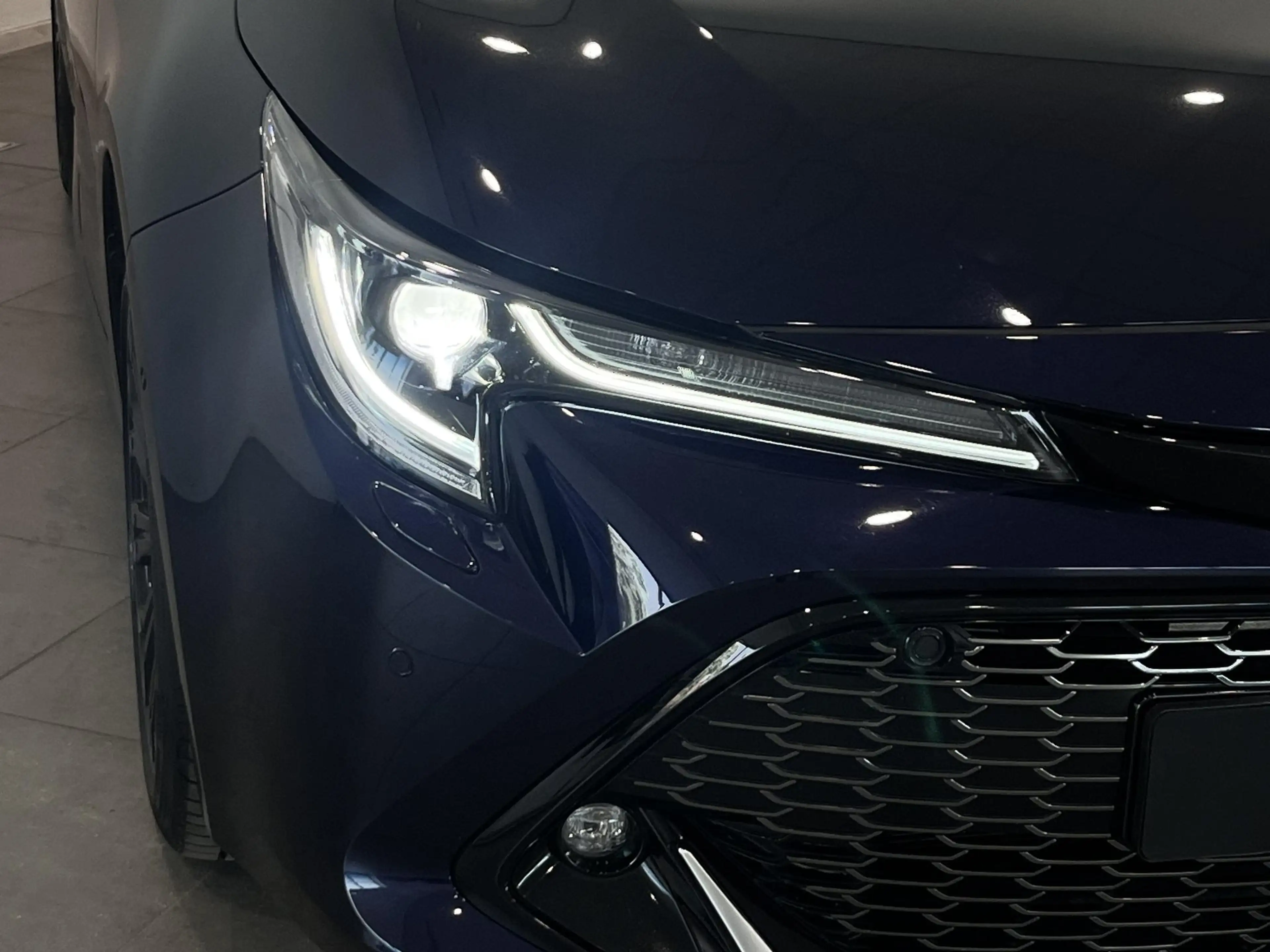 Toyota Corolla Touring Sports 1.8 Hybrid GR-Sport | LED | Navigat — photo 24