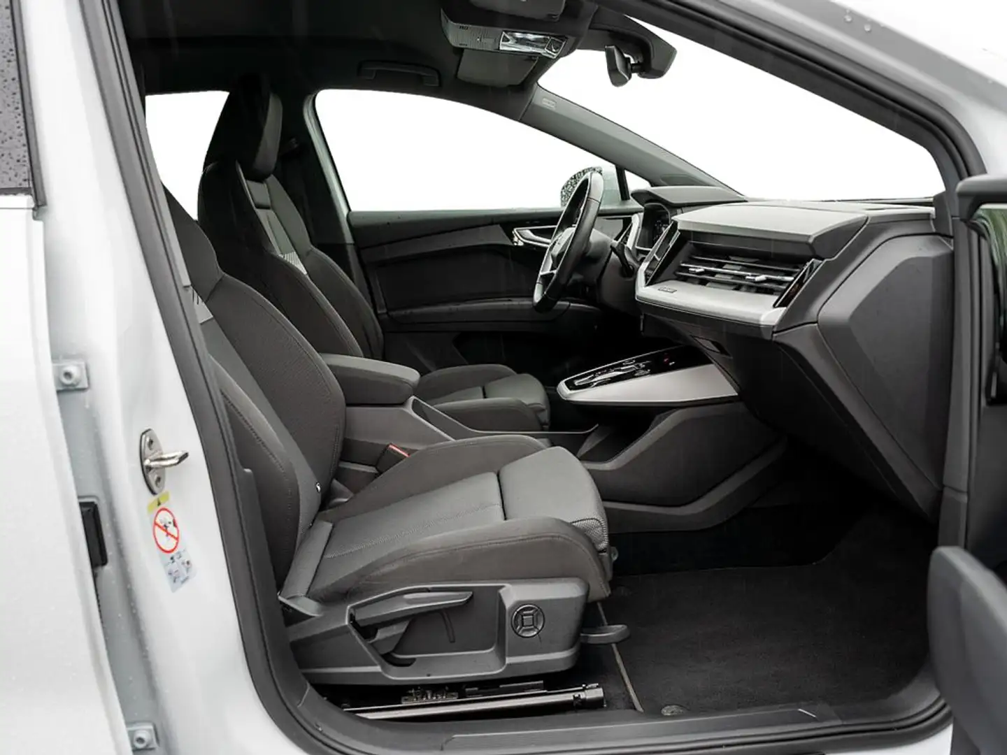 Audi Q4 e-tron 50 quattro NAVI MATRIX B&O KAM AHK Blanc - 2
