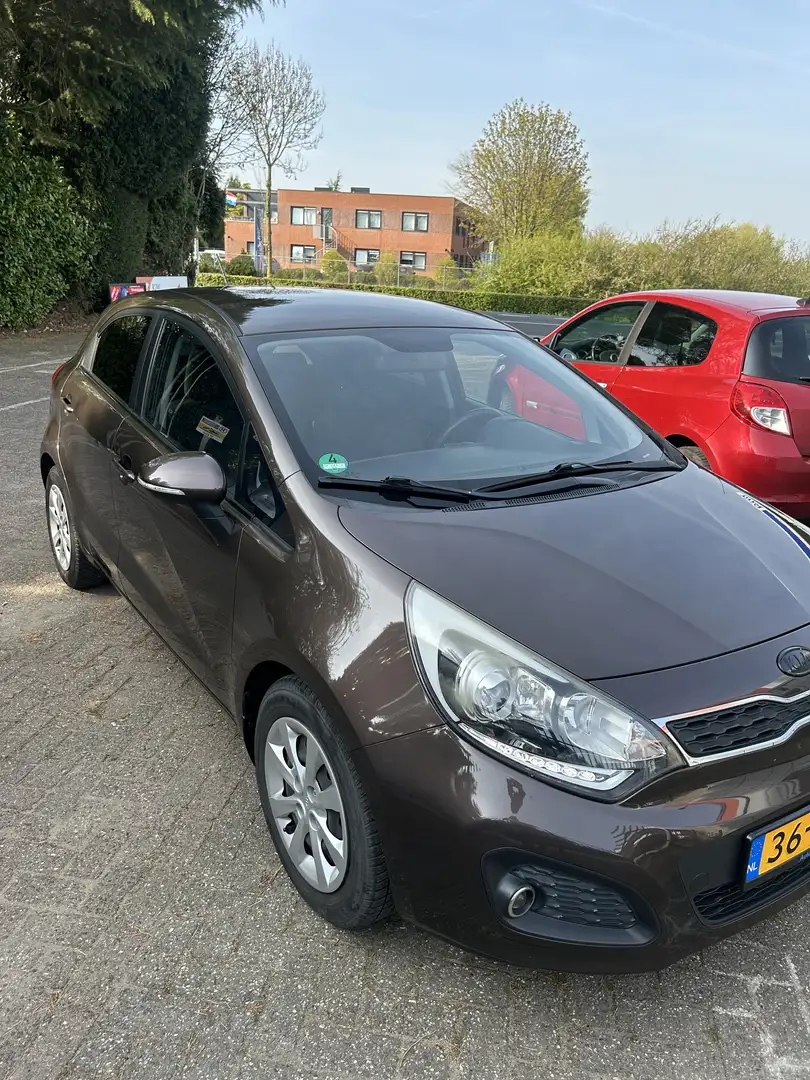 Kia Rio 1.2 CVVT Plus Pack Maro - 2