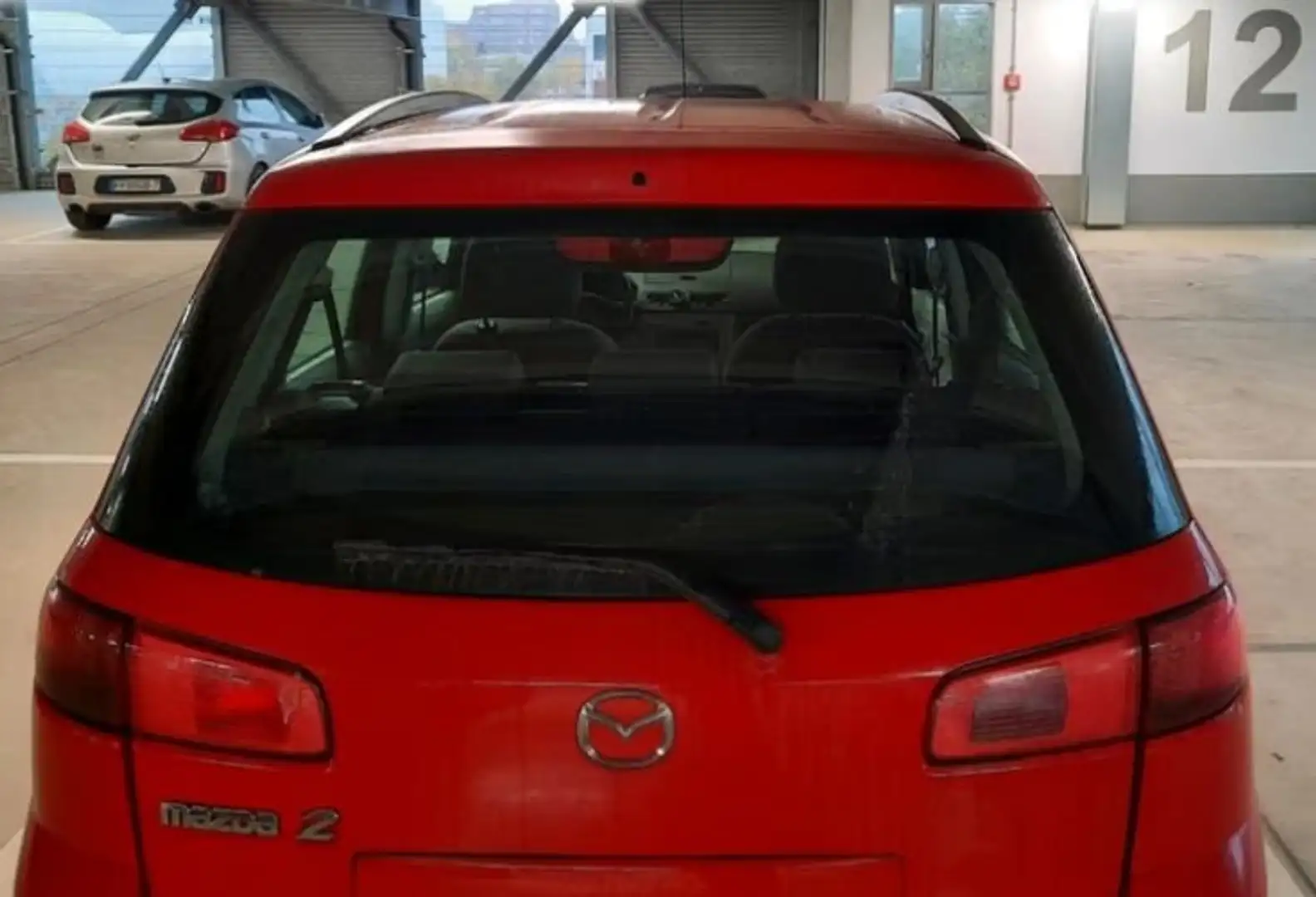 Mazda 2 Rot - 2