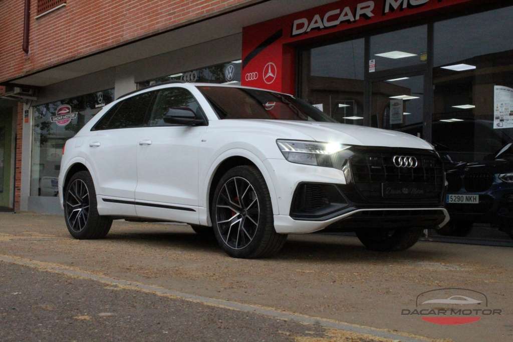 Audi Q8 55 TFSI S line plus quattro tiptronic - foto 1