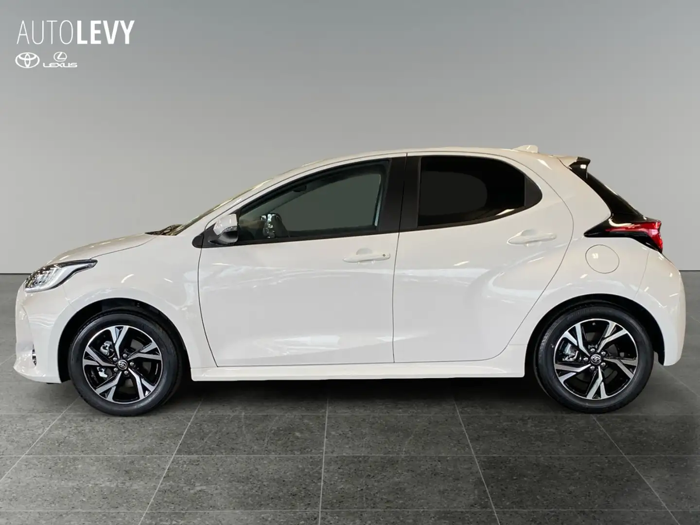 Toyota Yaris 1.5 Hybrid Teamplayer *NEU*SAFETY-P* Blanco - 2