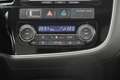 Mitsubishi Outlander 2.0 121PS PHEV Instyle 4WD Leder 1.H Weiß - thumbnail 22