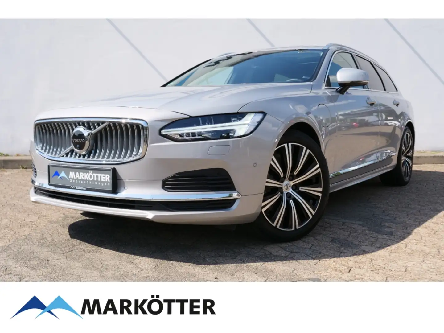 Volvo V90 T6 AWD Plus Bright Pano/360/Luftfahrw./AHK Silber - 1