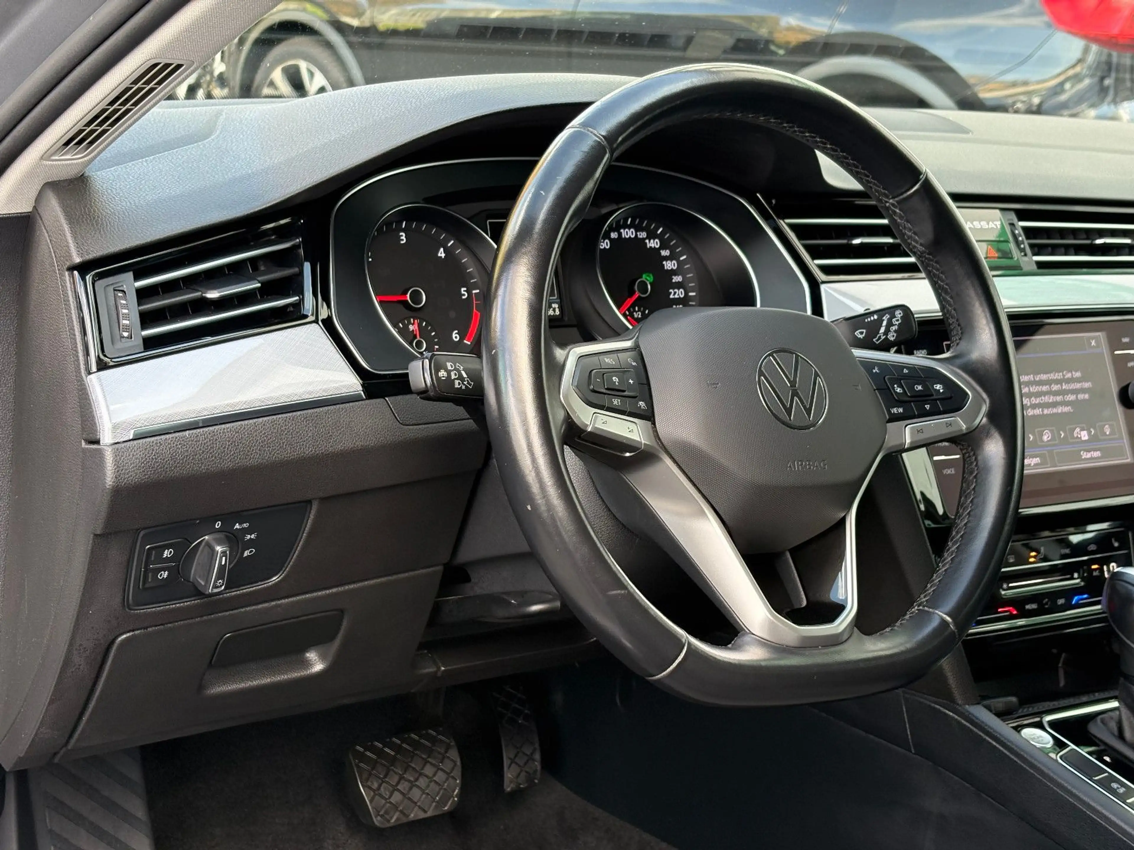 Volkswagen Passat Variant 2.0 TDI DSG Business KAMERA NAVI — photo 15