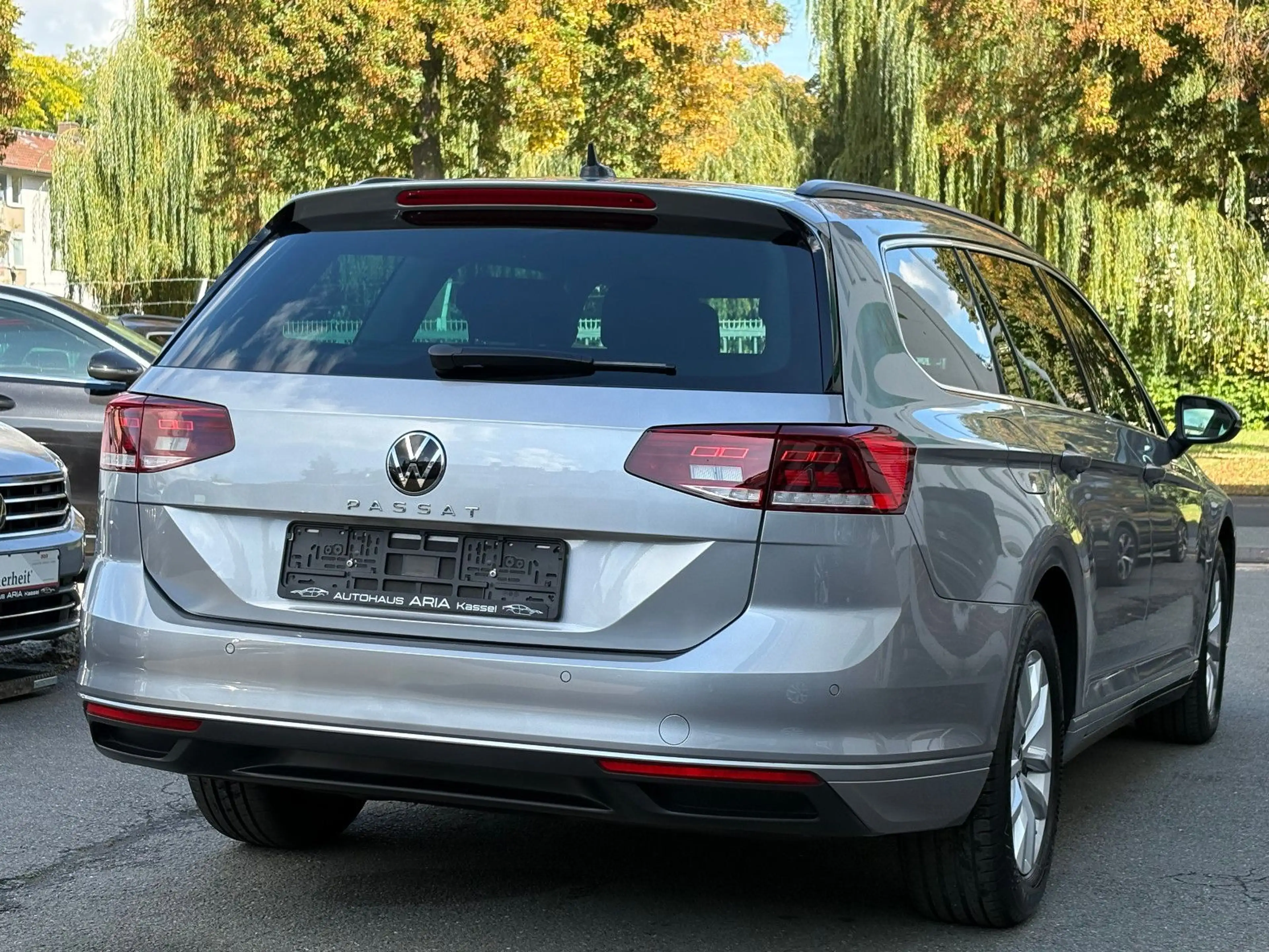 Volkswagen Passat Variant 2.0 TDI DSG Business KAMERA NAVI — photo 7