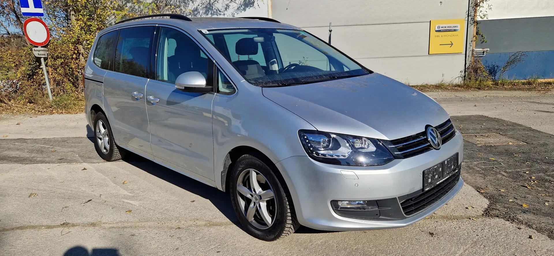 Volkswagen Sharan Sharan SCR 2,0 TDI 4Motion 7 Sitze Silber - 2