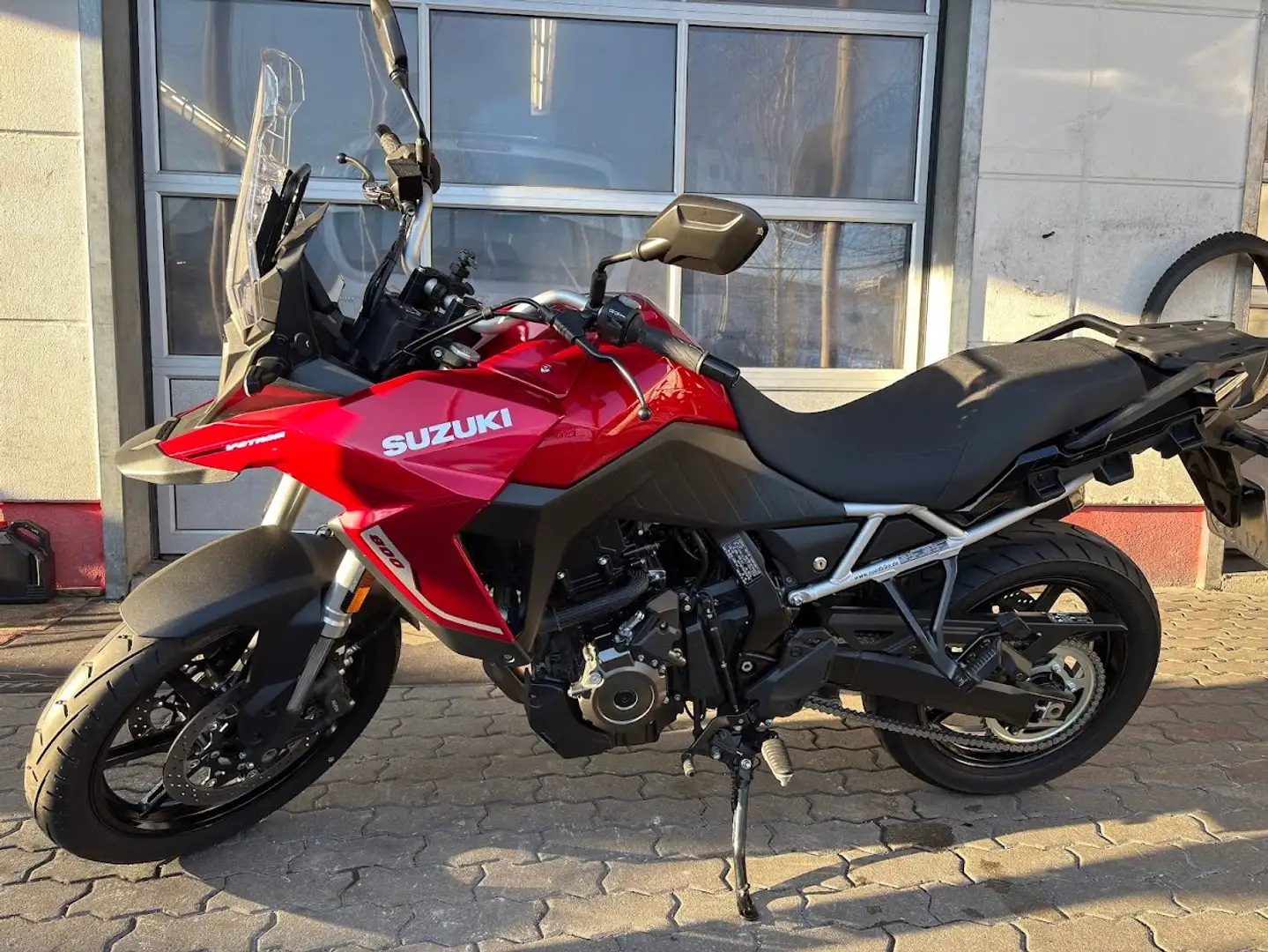 Suzuki V-Strom 800 Rojo - 1