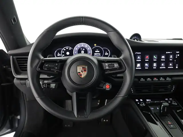 Porsche 911 view 12