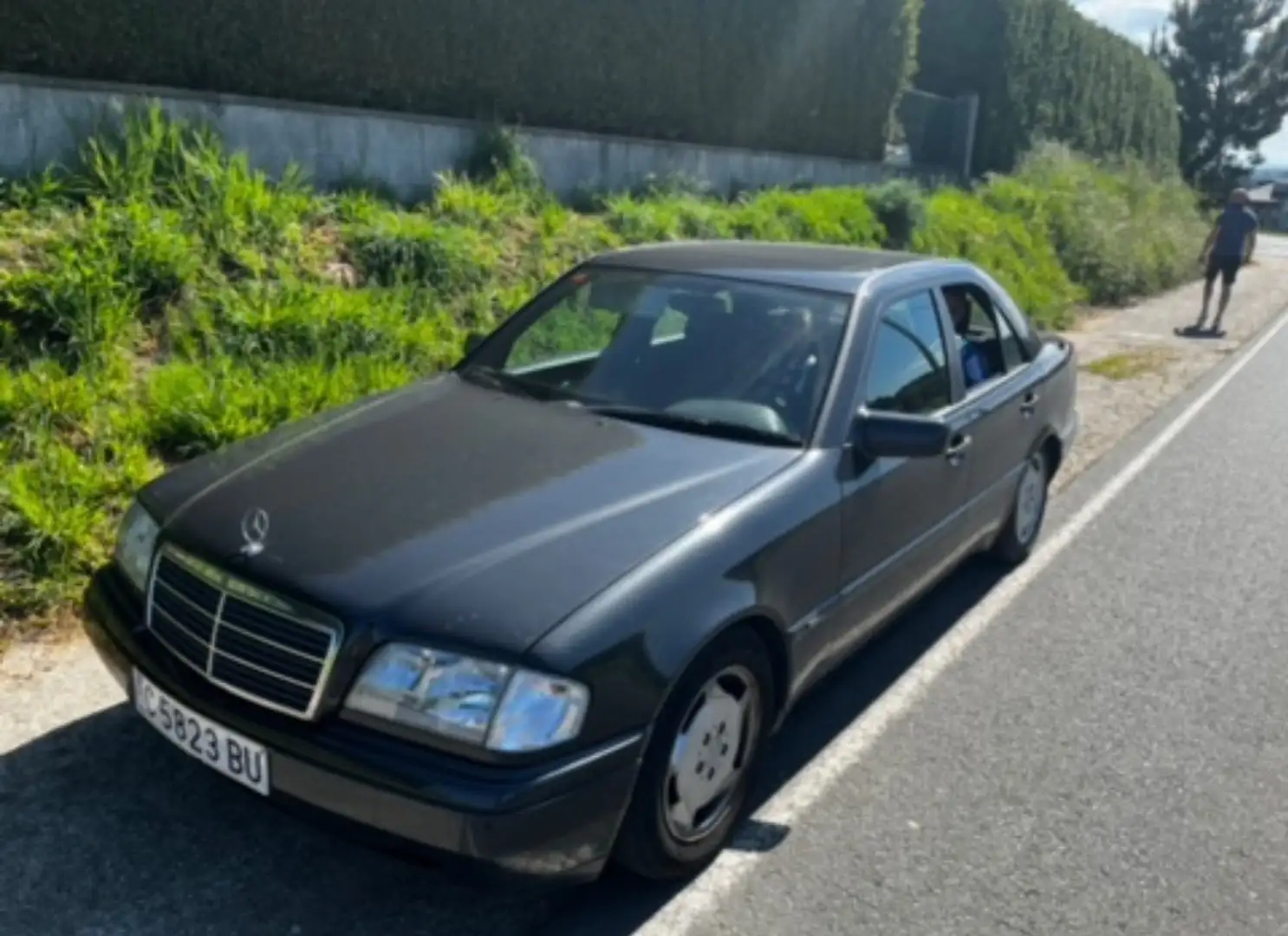 Mercedes-Benz 250 250TD Schwarz - 1