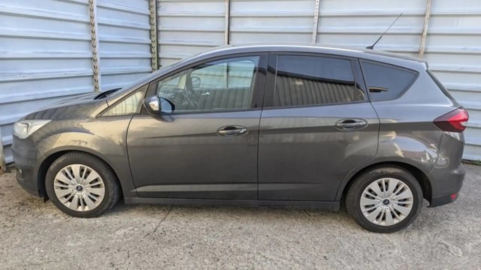 Ford C-Max 1.5 TDCi Business Edition*1 Hand*Tüv:09/26 Grau - 2