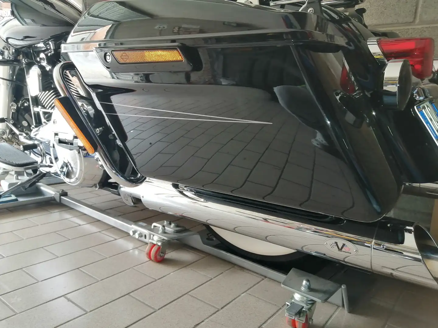 Harley-Davidson Road King Black - 1