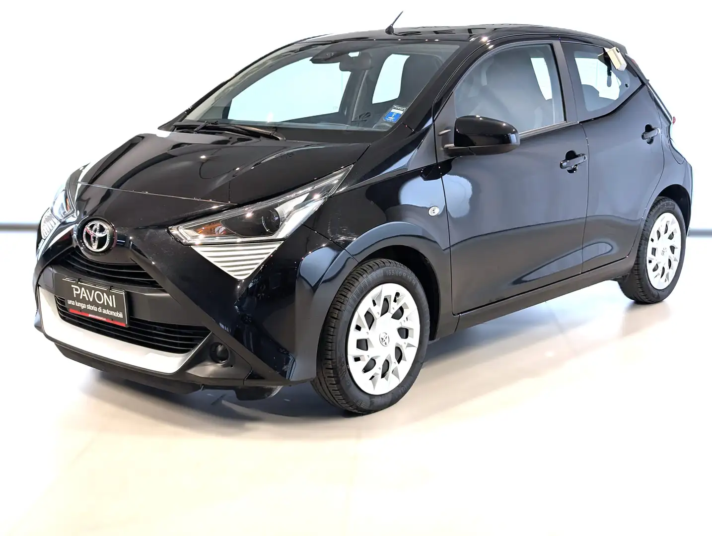 Toyota Aygo *AUTOMATICA* Aygo II 1.0 X-Play 72cv Czarny - 2