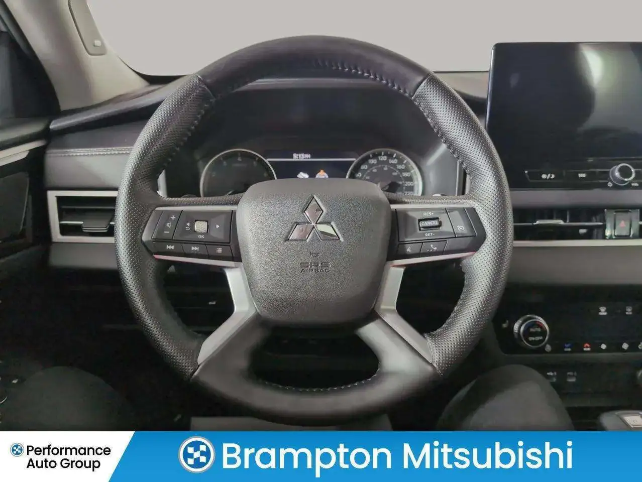 Mitsubishi Outlander снимка Mitsubishi Outlander